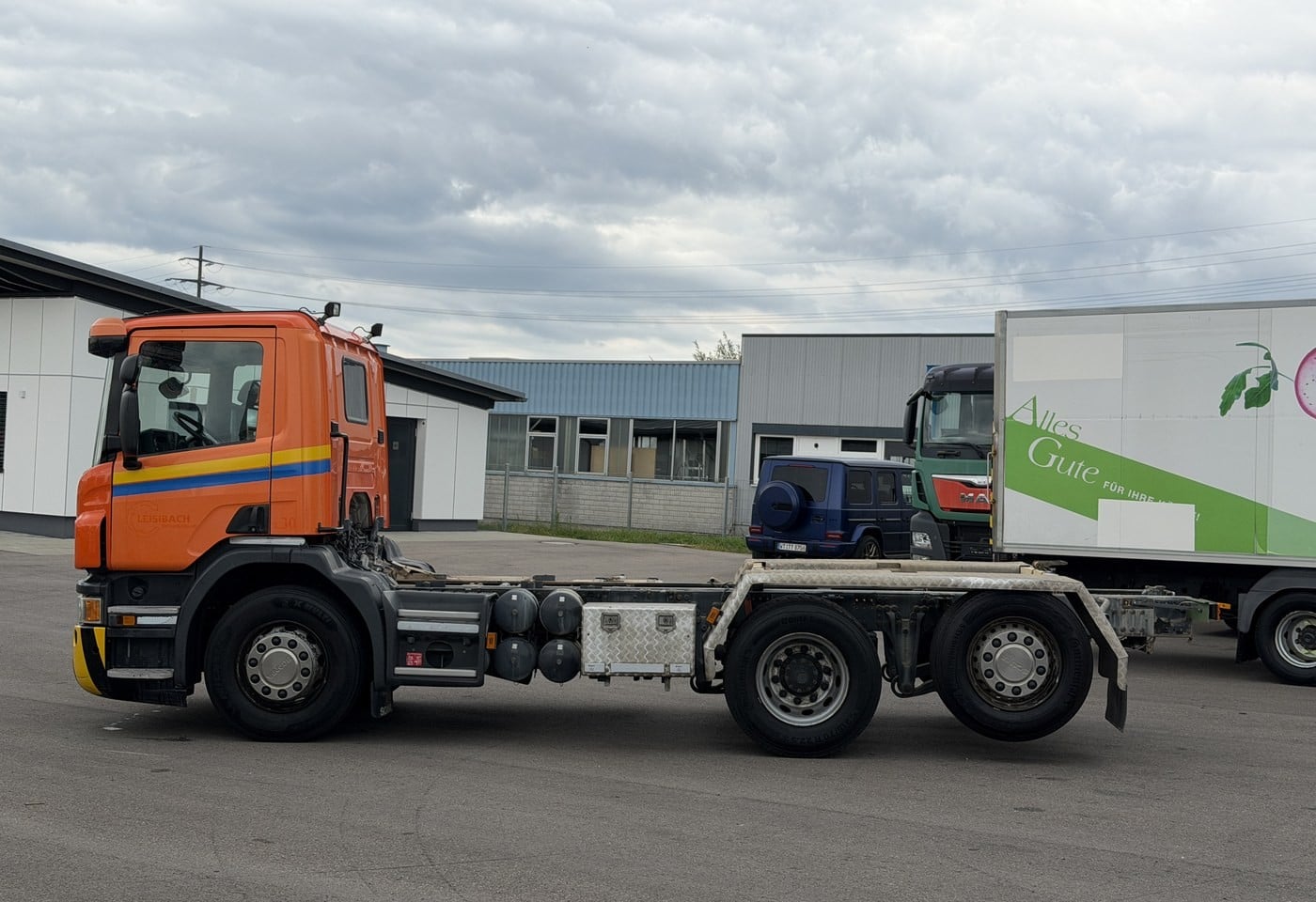 MOTO6625_3049681 vehicle image