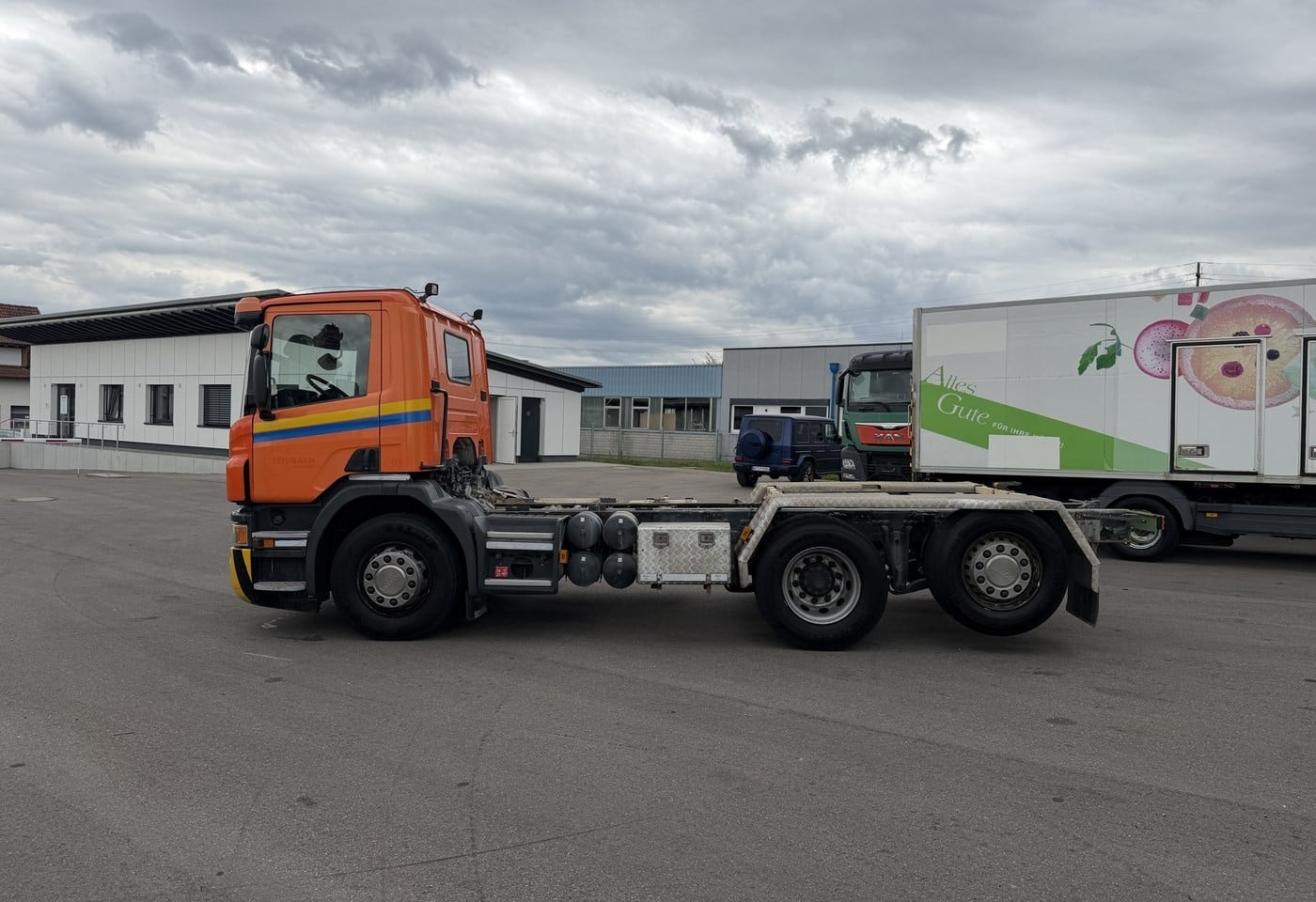 MOTO6625_3049681 vehicle image