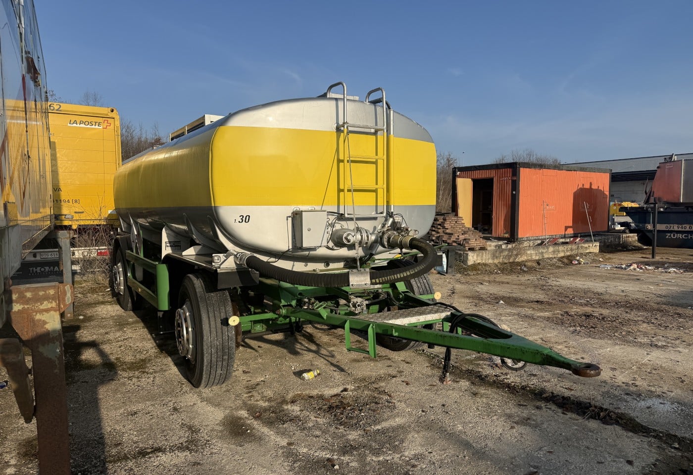 MOTO6625_3050030 vehicle image