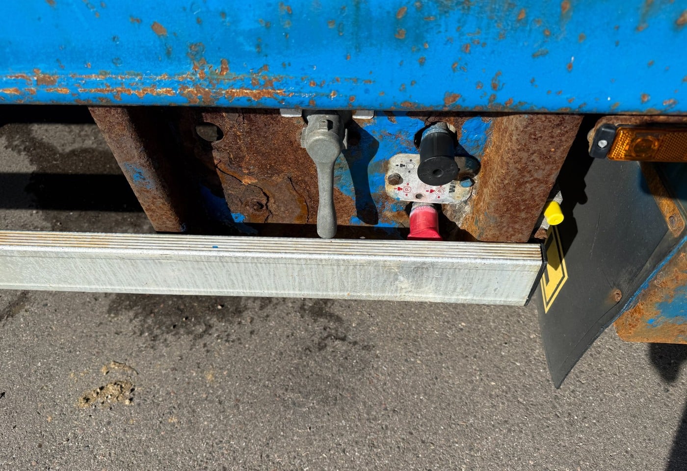 MOTO6625_3050044 vehicle image