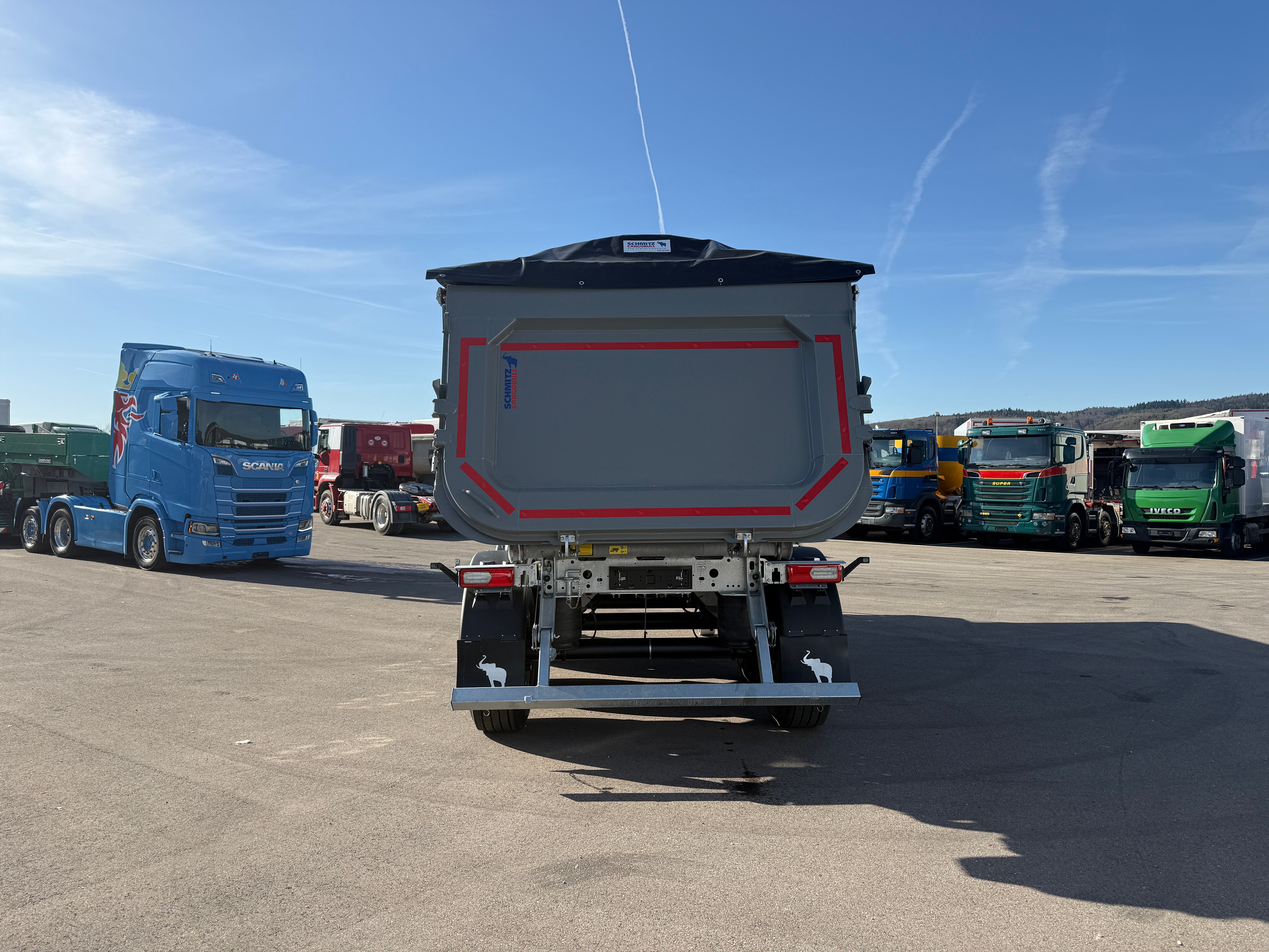 MOTO6625_3052148 vehicle image