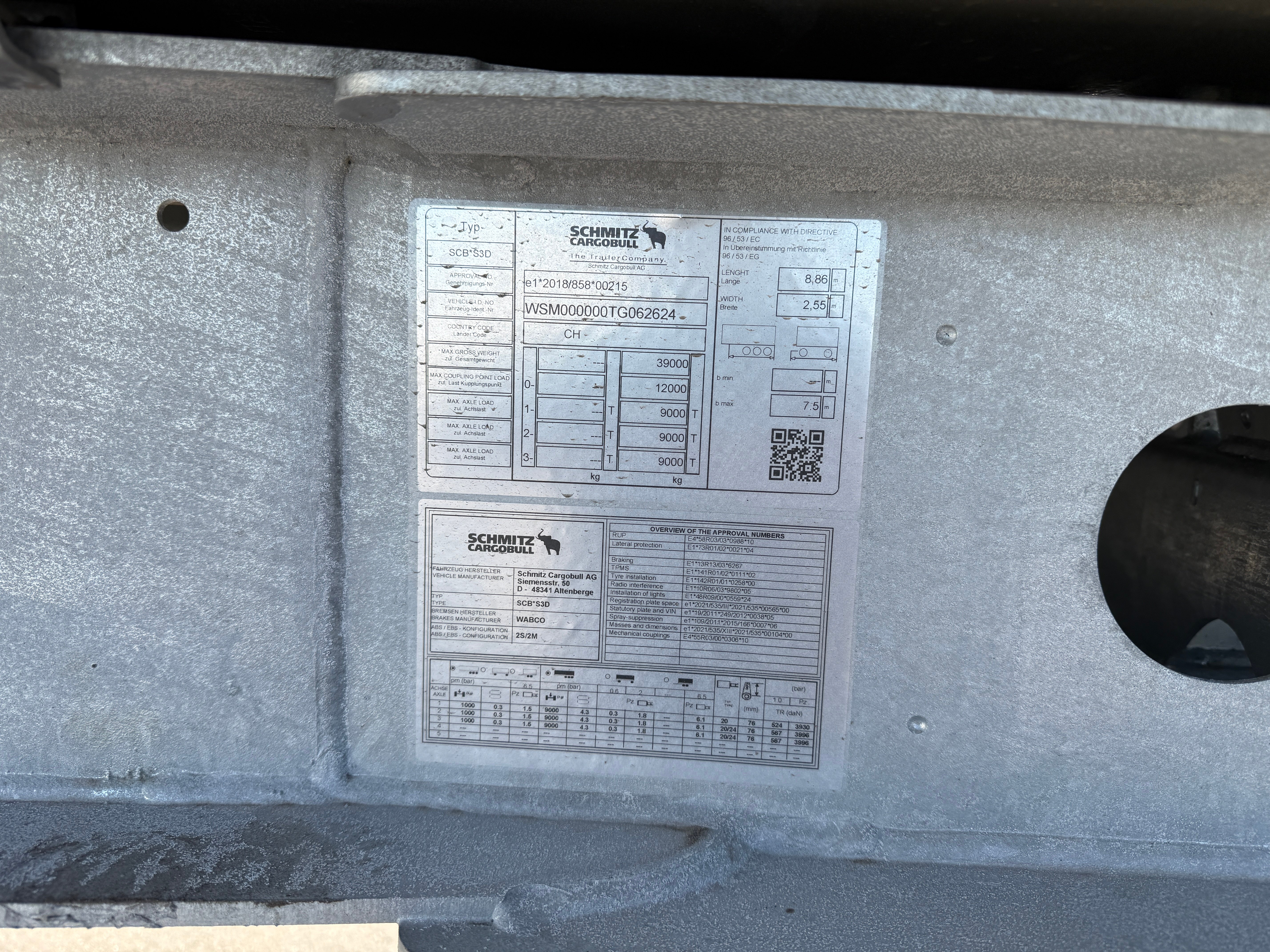 MOTO6625_3052148 vehicle image