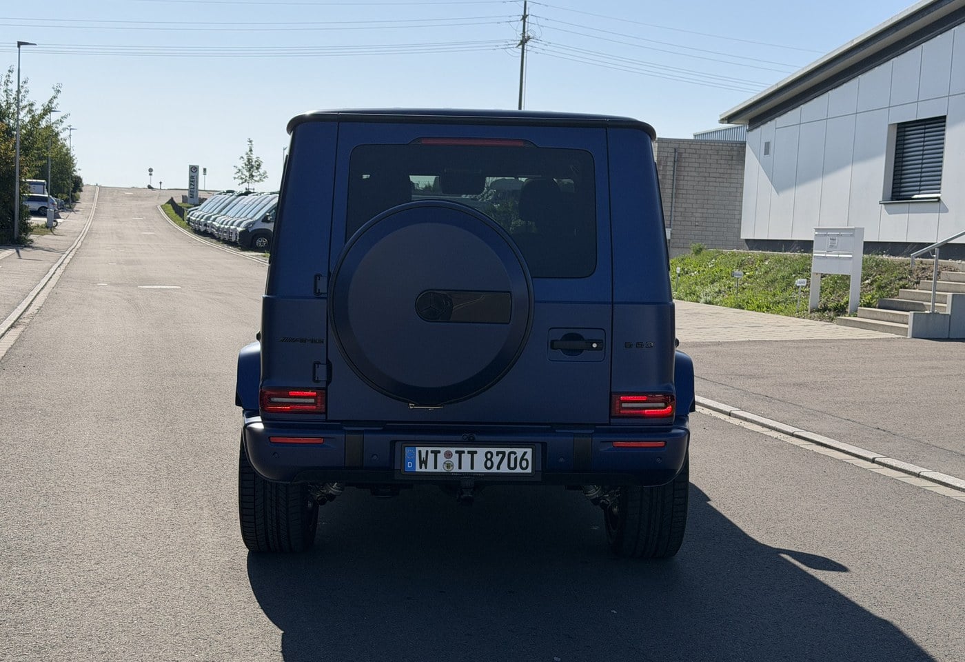 MOTO6625_3057058 vehicle image