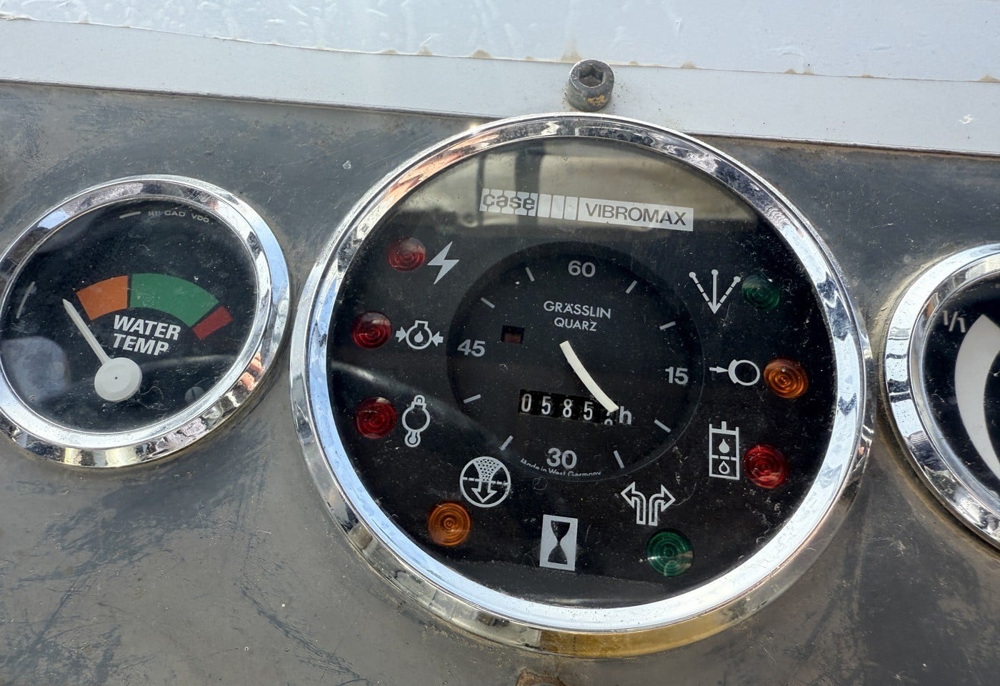 MOTO6625_3052859 vehicle image