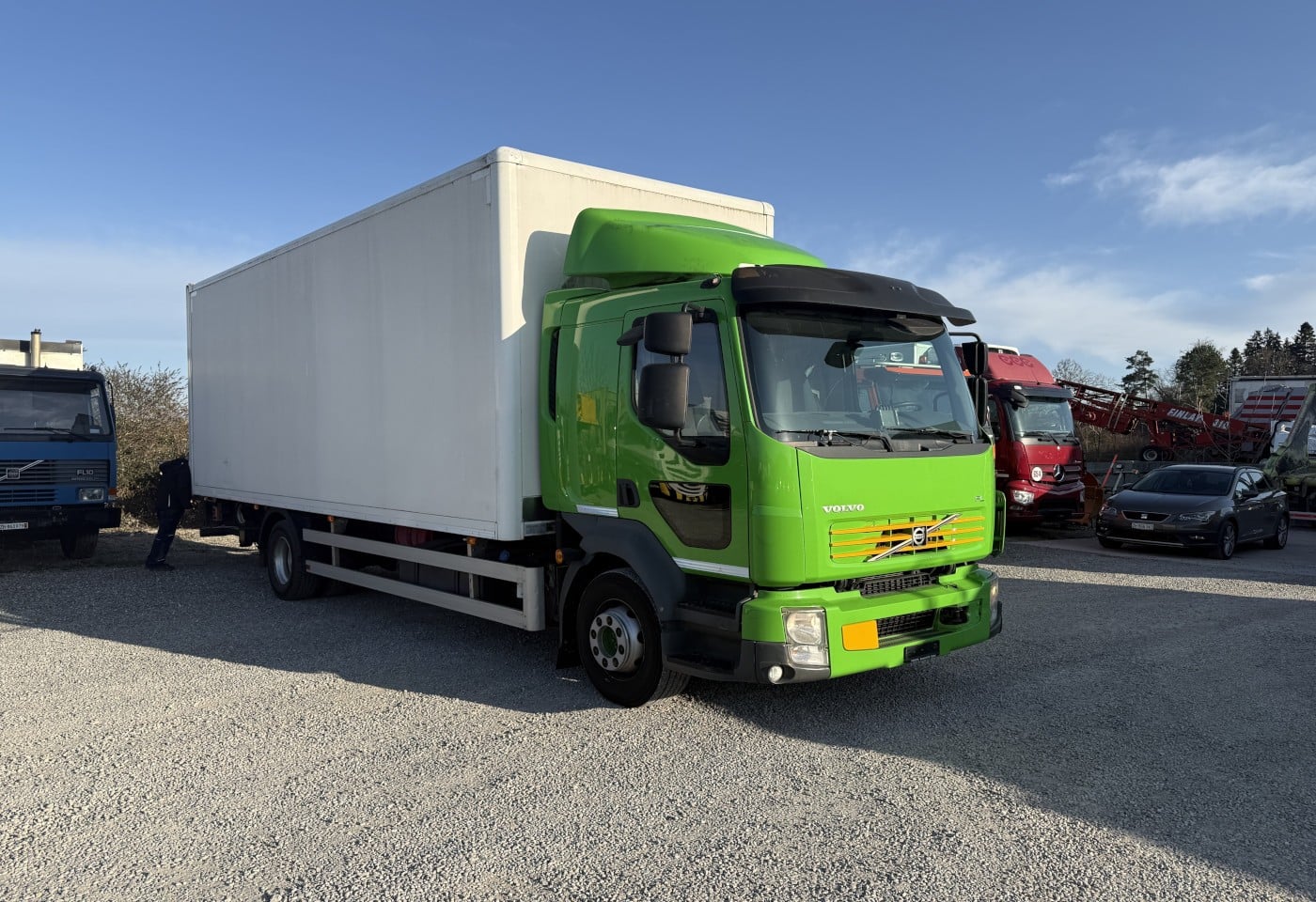 MOTO6625_3053652 vehicle image