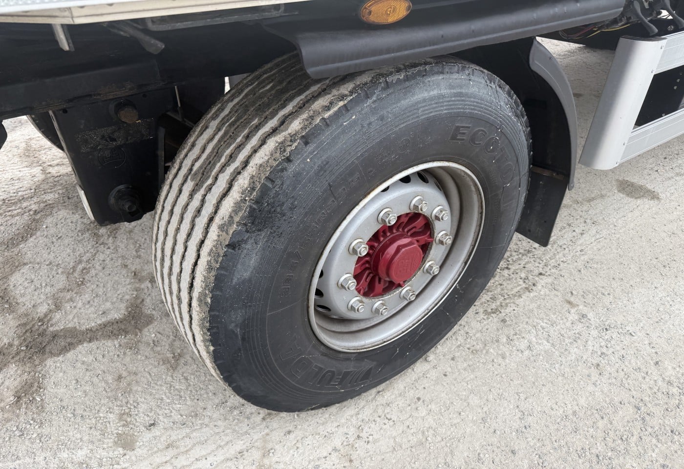 MOTO6625_3051243 vehicle image