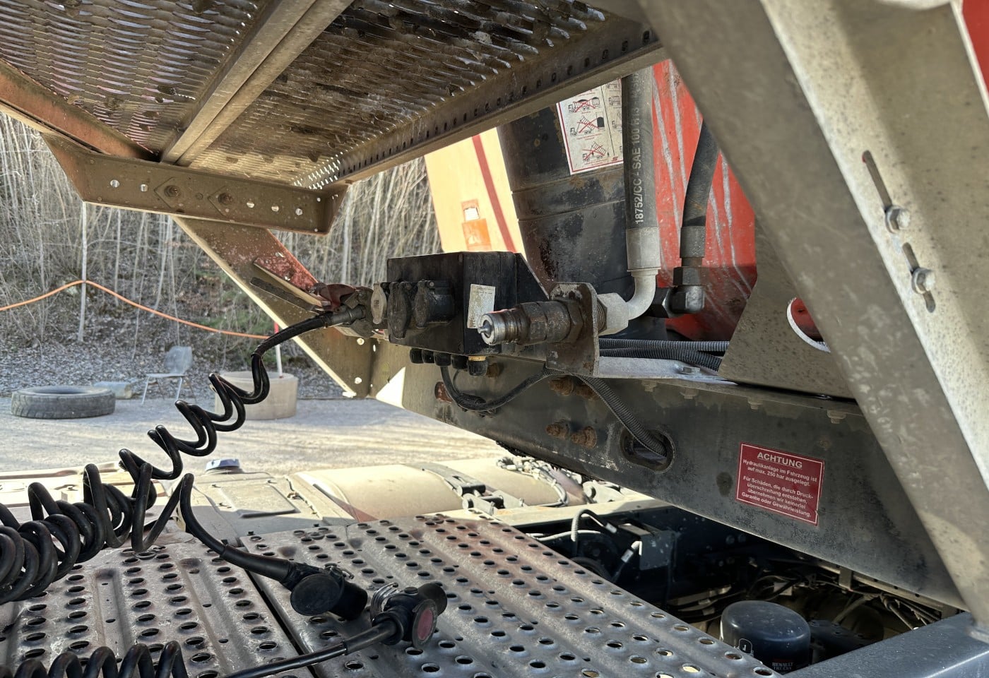 MOTO6625_3049646 vehicle image