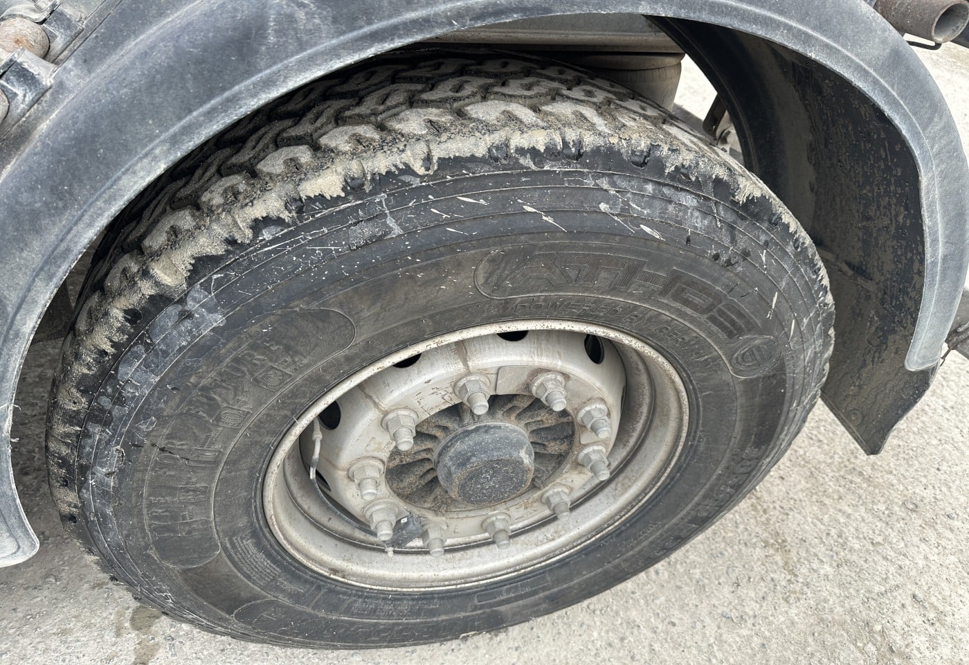 MOTO6625_3050018 vehicle image