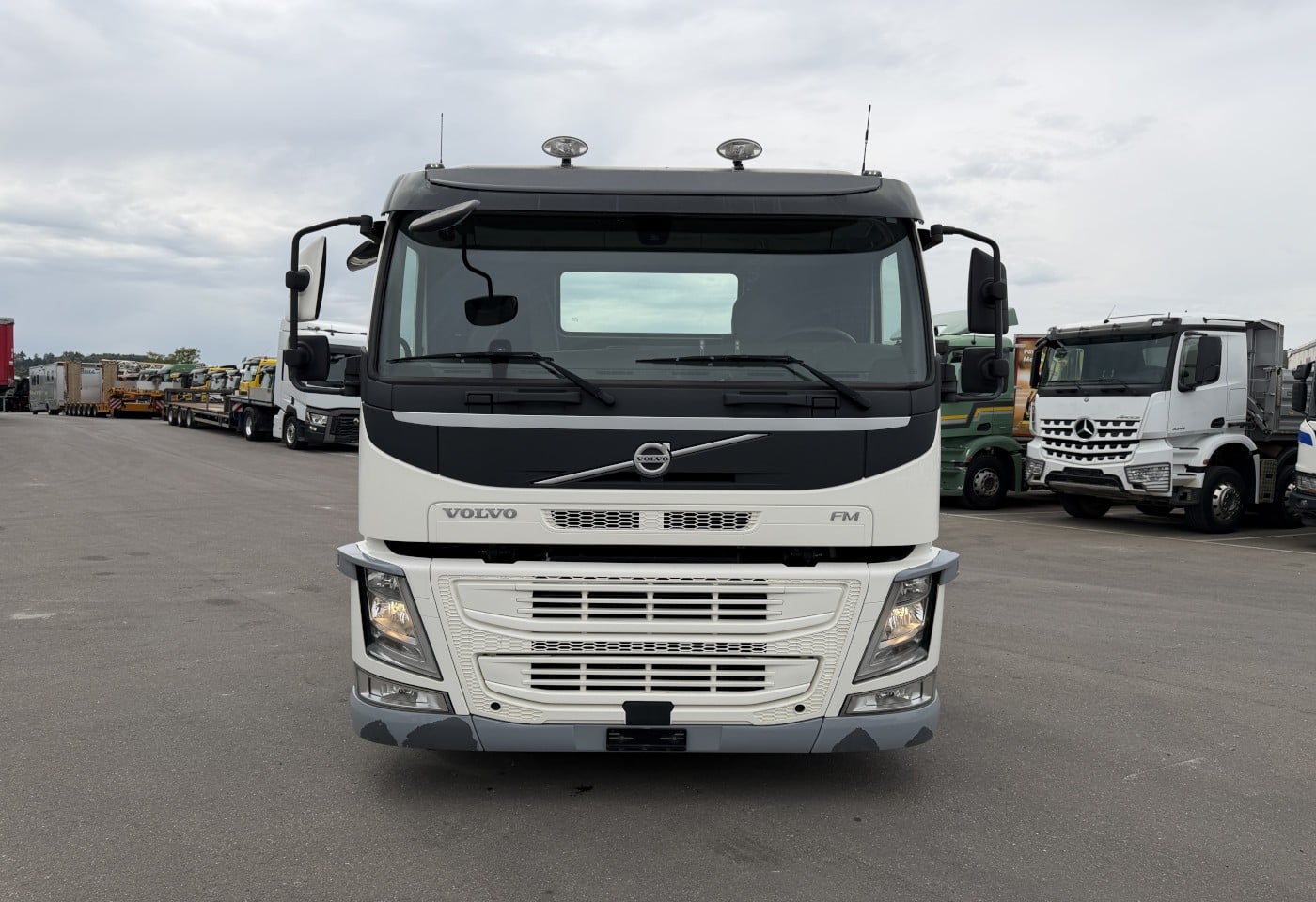 MOTO6625_3049620 vehicle image