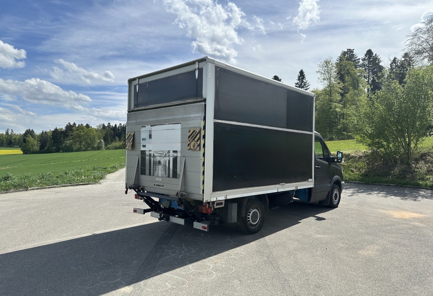 MOTO6625_3049621 vehicle image
