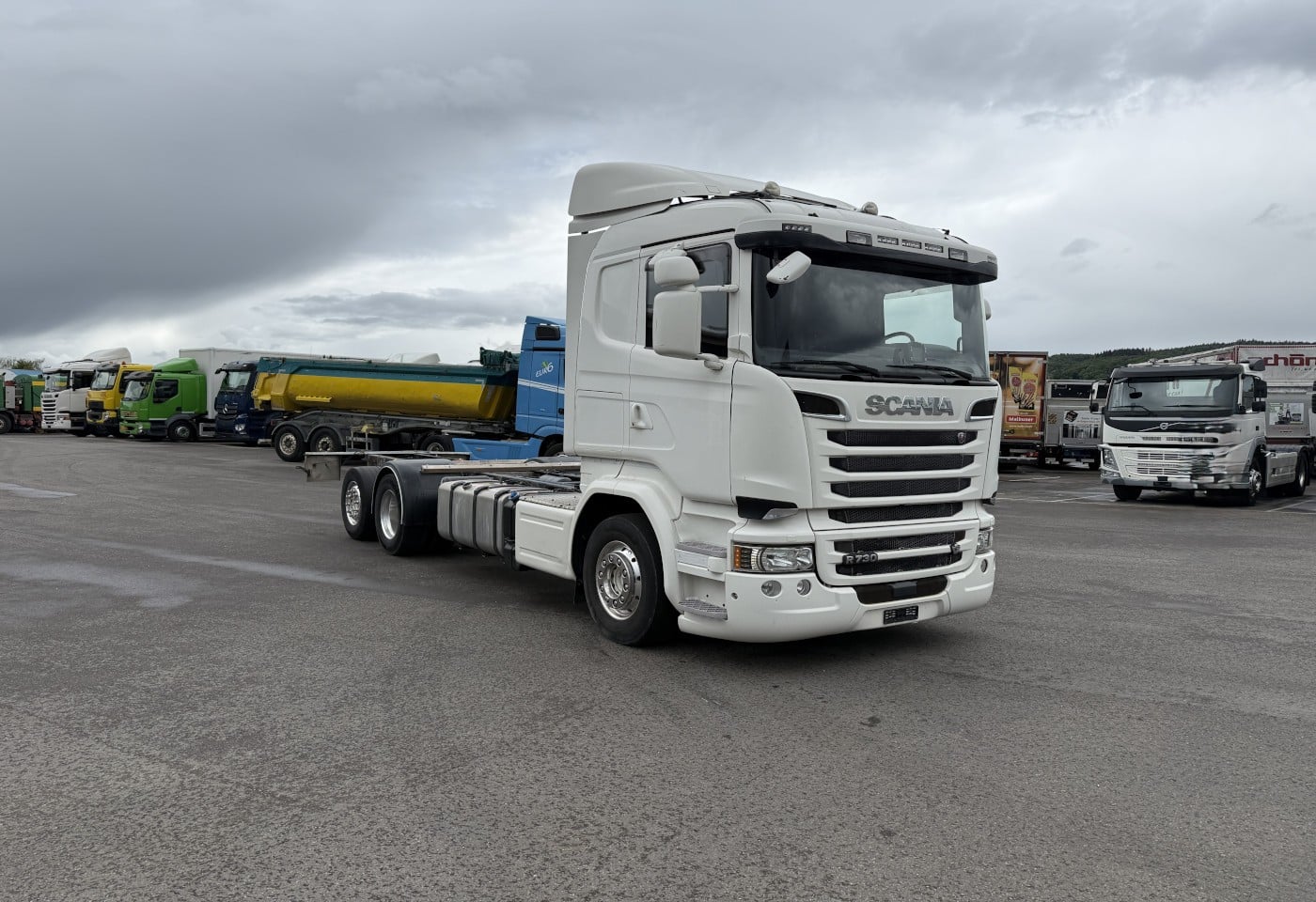 MOTO6625_3049986 vehicle image