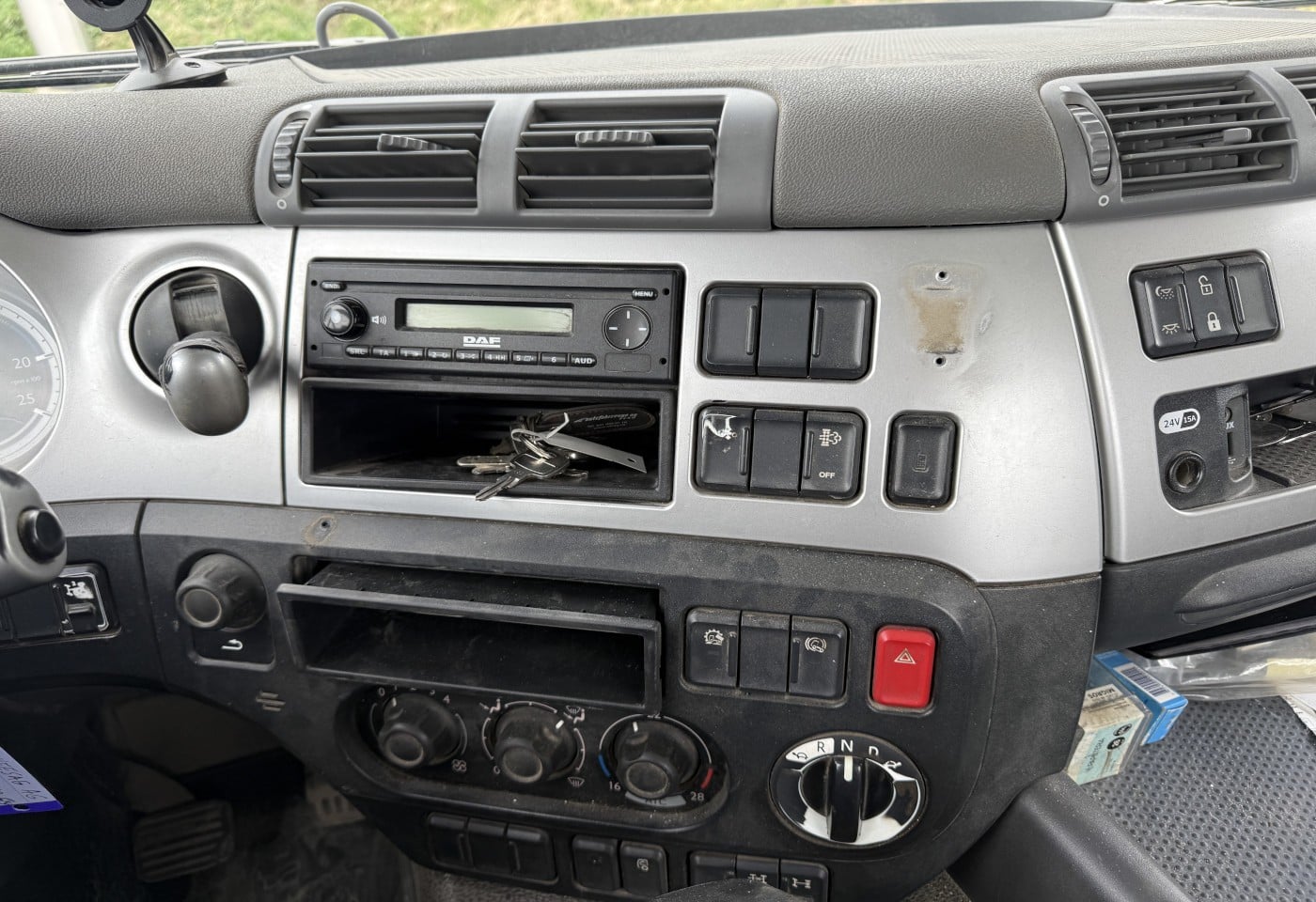 MOTO6625_3049624 vehicle image