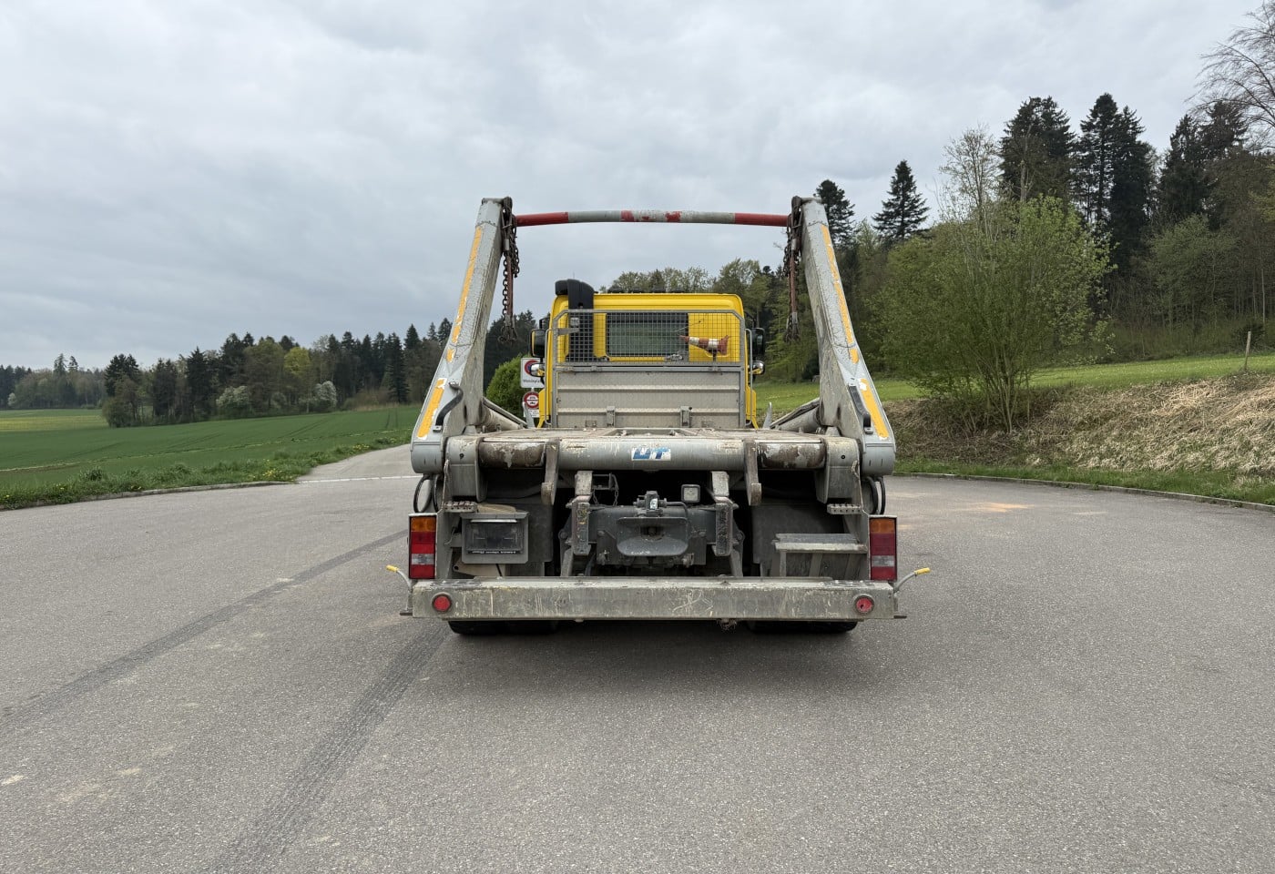 MOTO6625_3049624 vehicle image