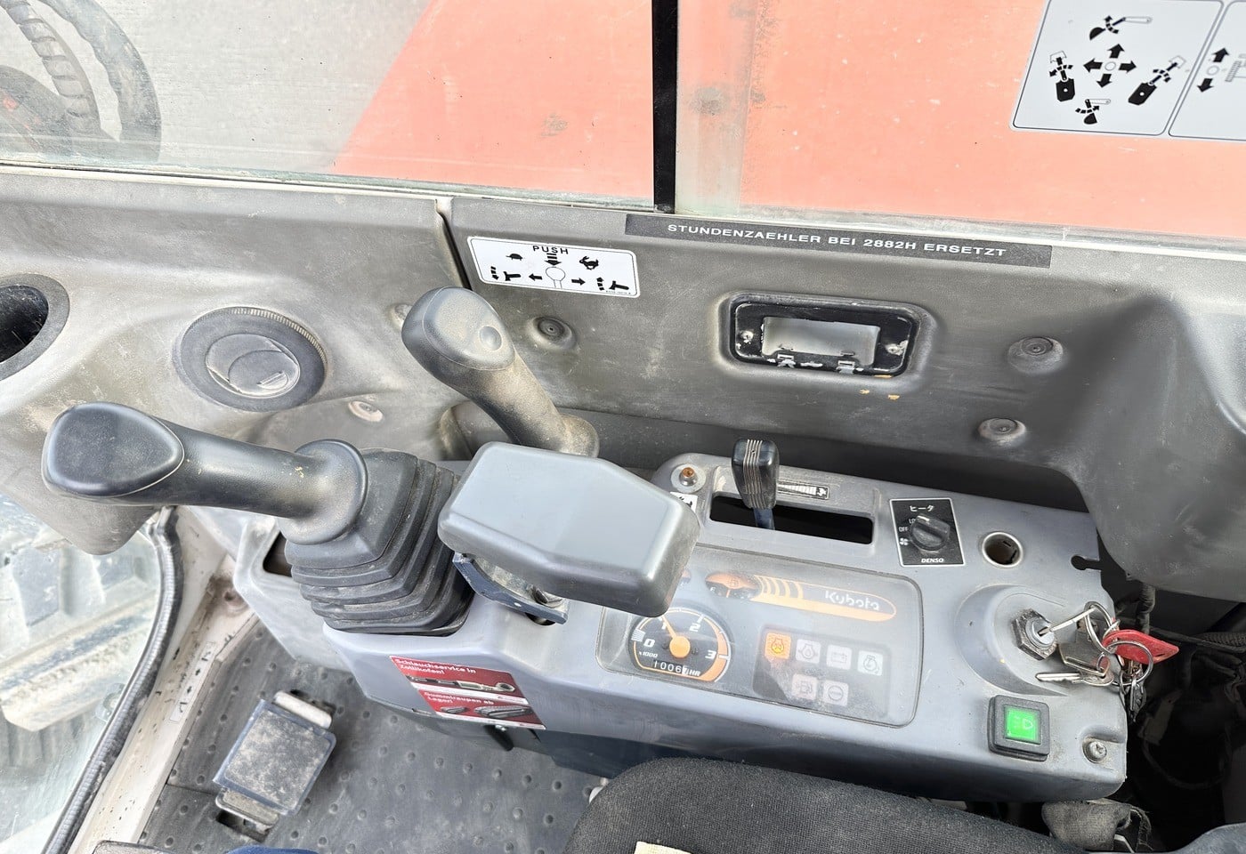MOTO6625_3051723 vehicle image