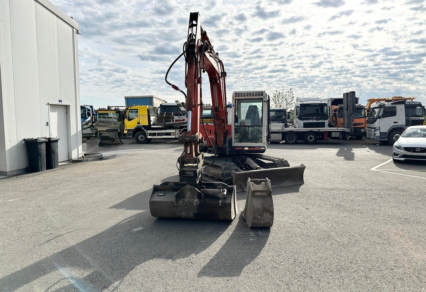 MOTO6625_3051723 vehicle image