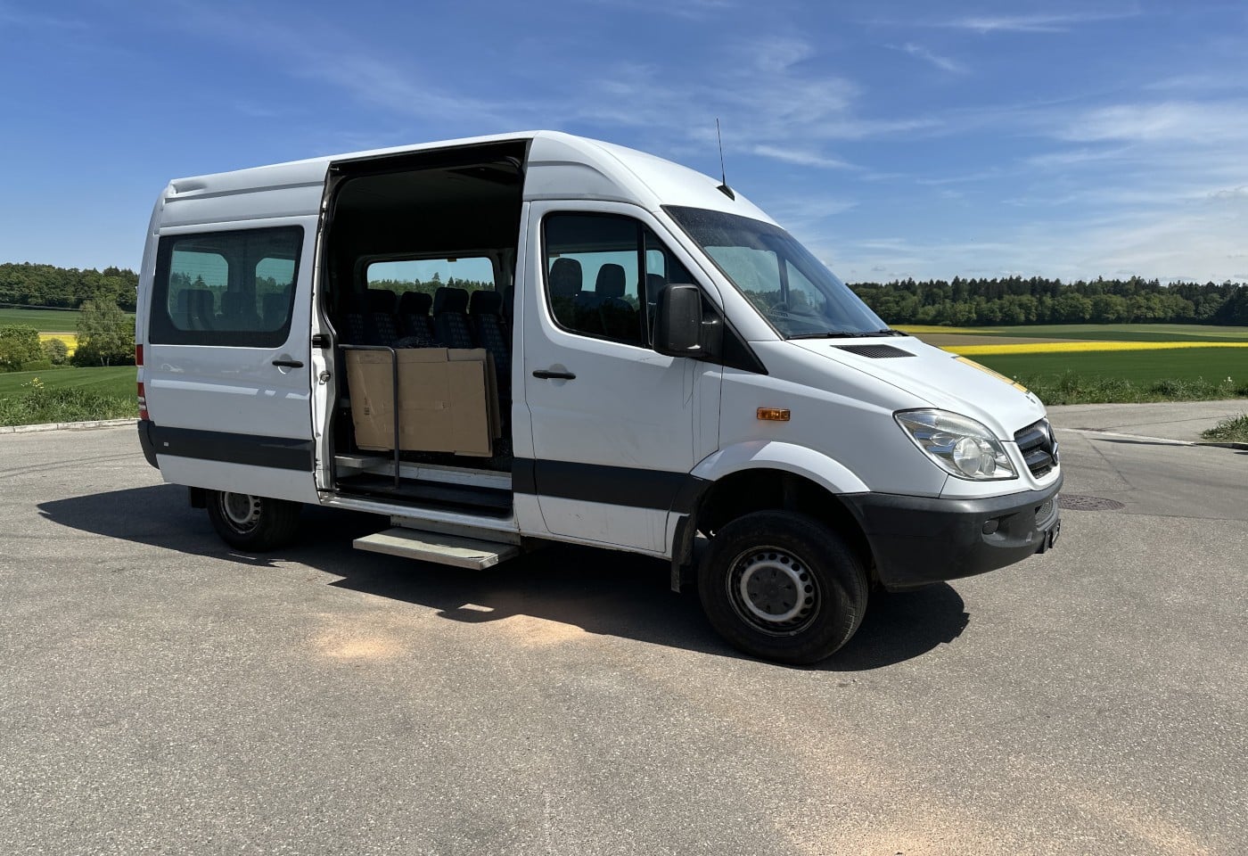 MOTO6625_3049614 vehicle image
