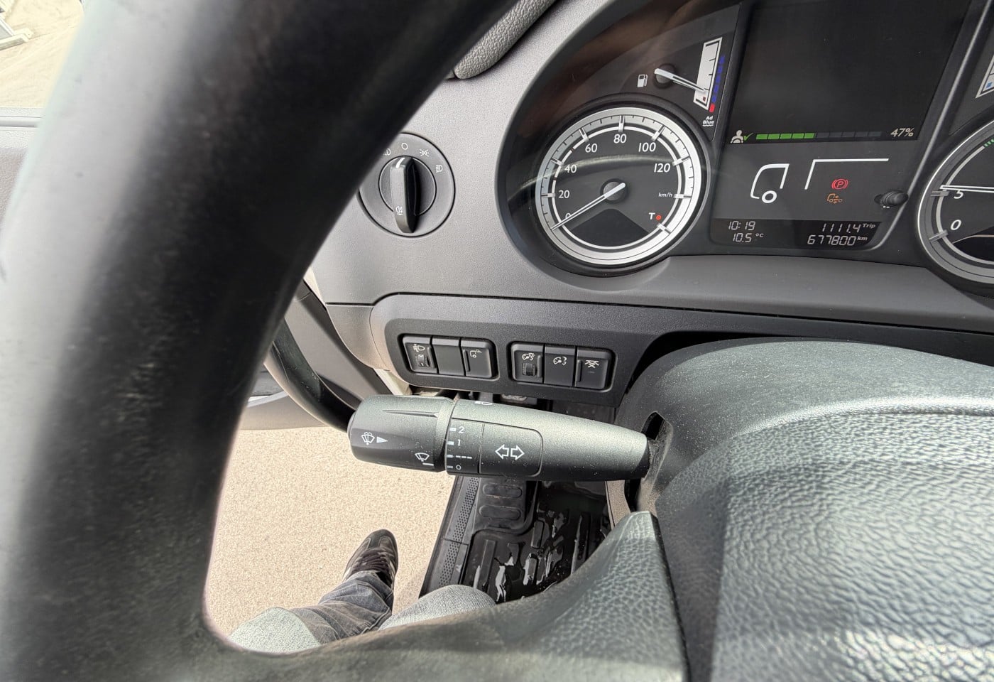 MOTO6625_3049612 vehicle image