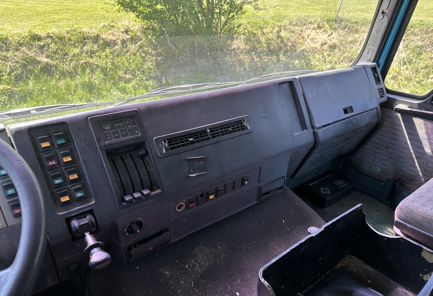 MOTO6625_3053801 vehicle image