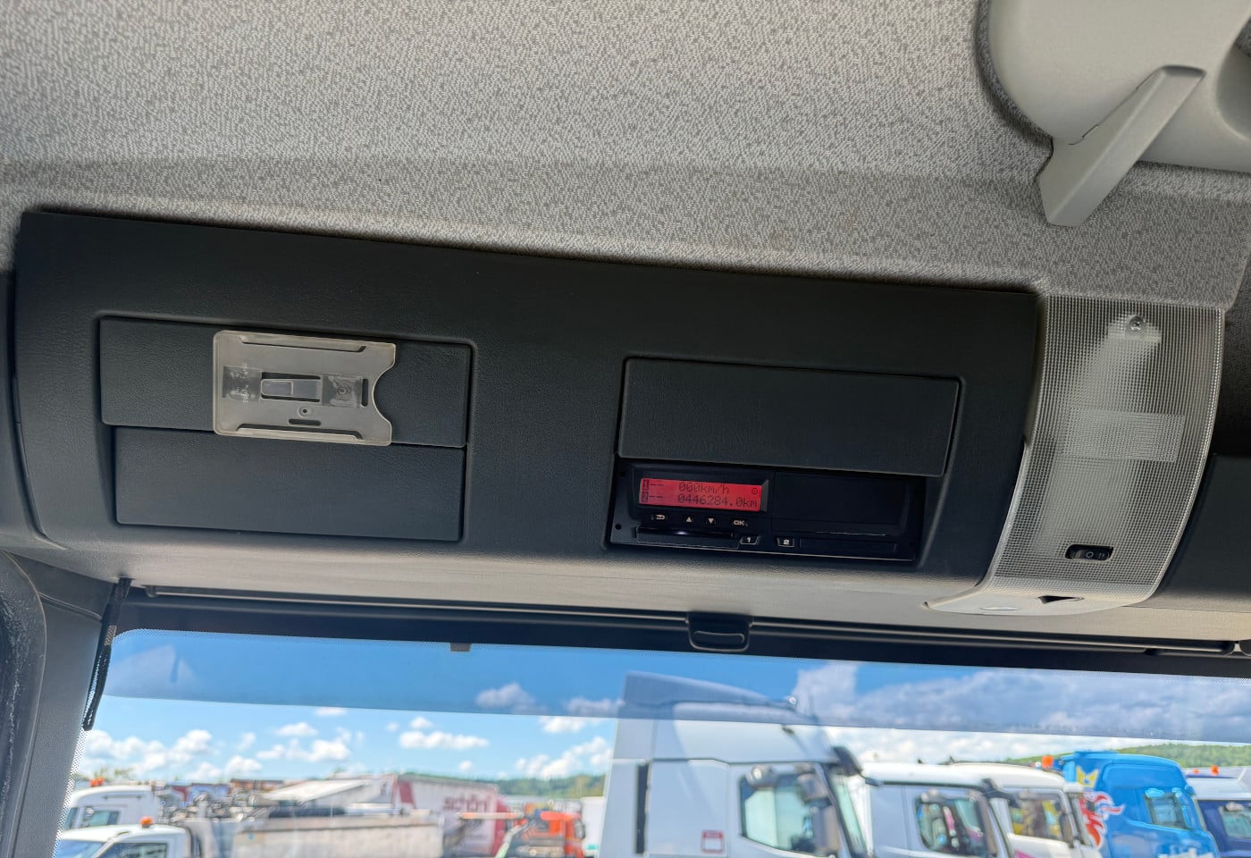 MOTO6625_3053234 vehicle image