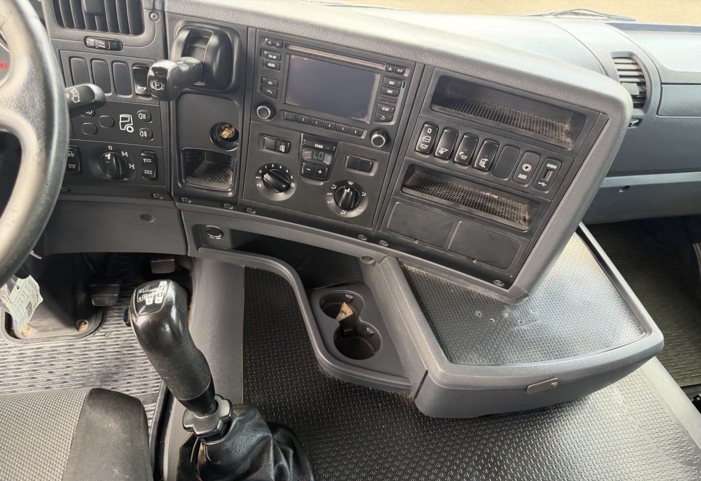 MOTO6625_3049606 vehicle image