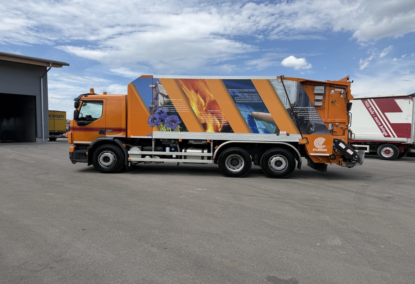 MOTO6625_3049608 vehicle image