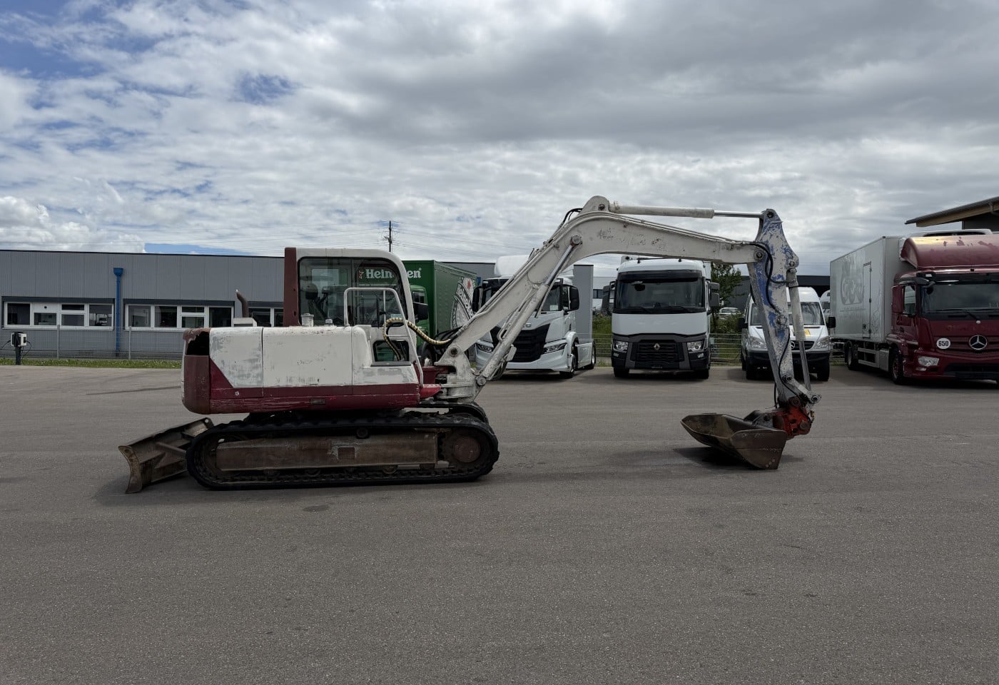 MOTO6625_3049599 vehicle image