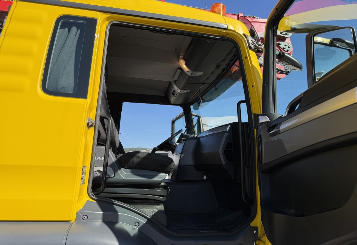 MOTO6625_3049605 vehicle image
