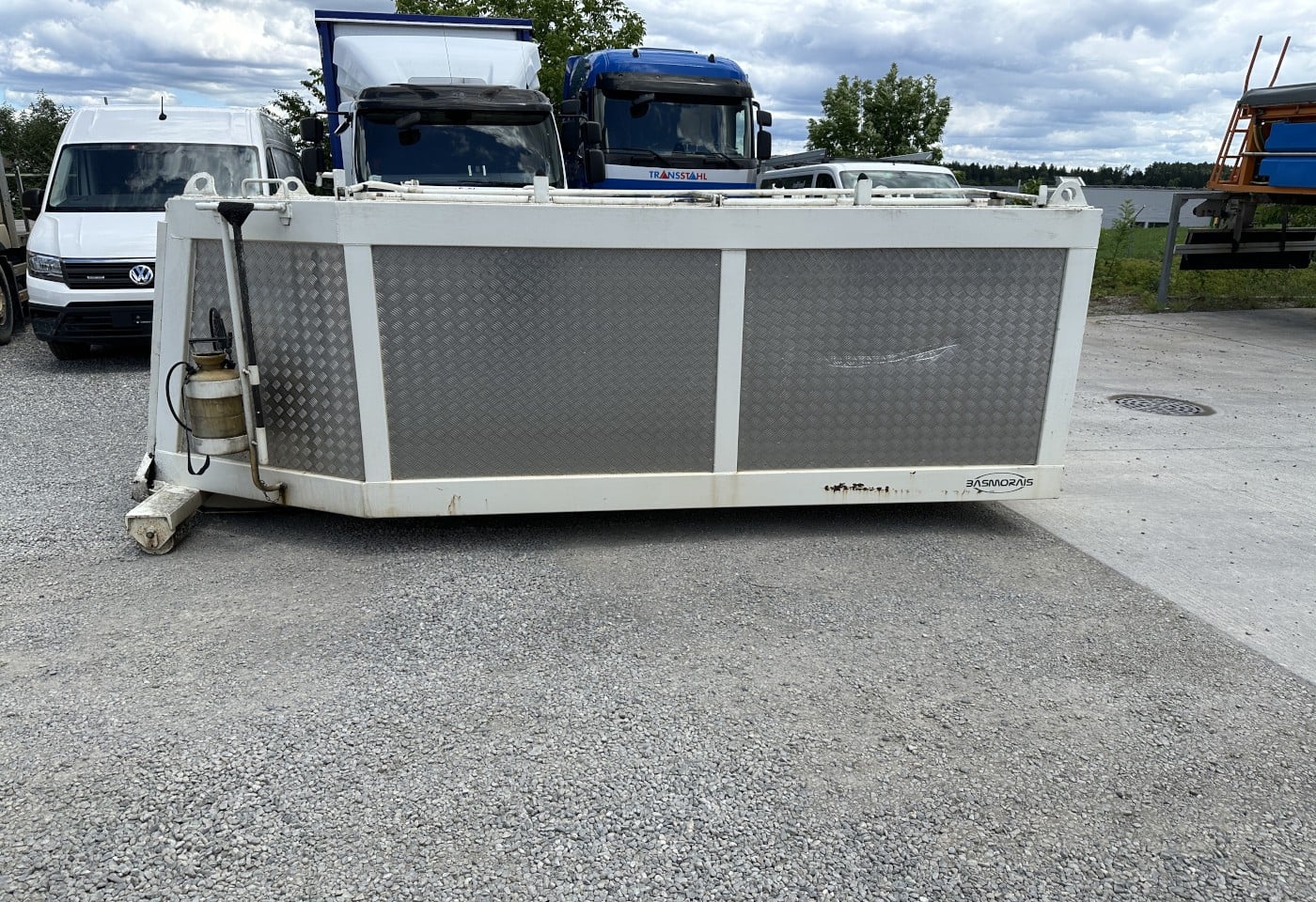 MOTO6625_3049591 vehicle image