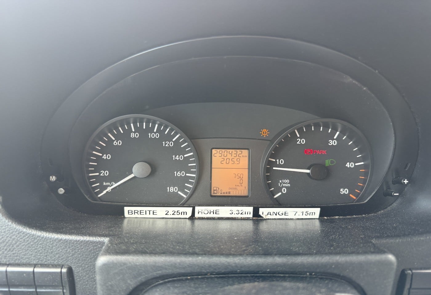 MOTO6625_3049603 vehicle image