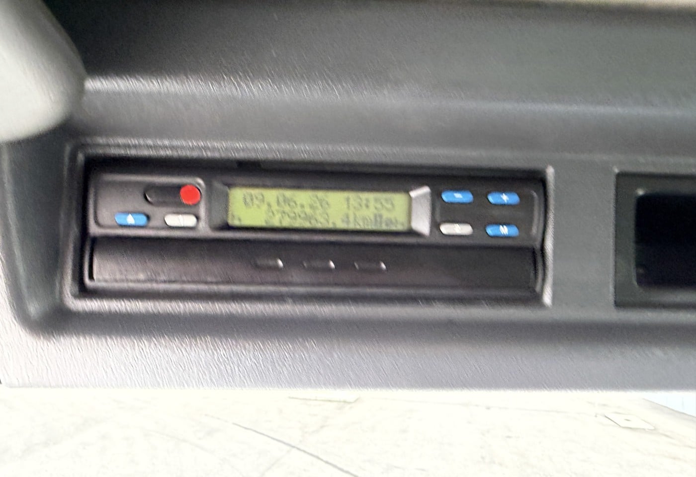 MOTO6625_3049595 vehicle image