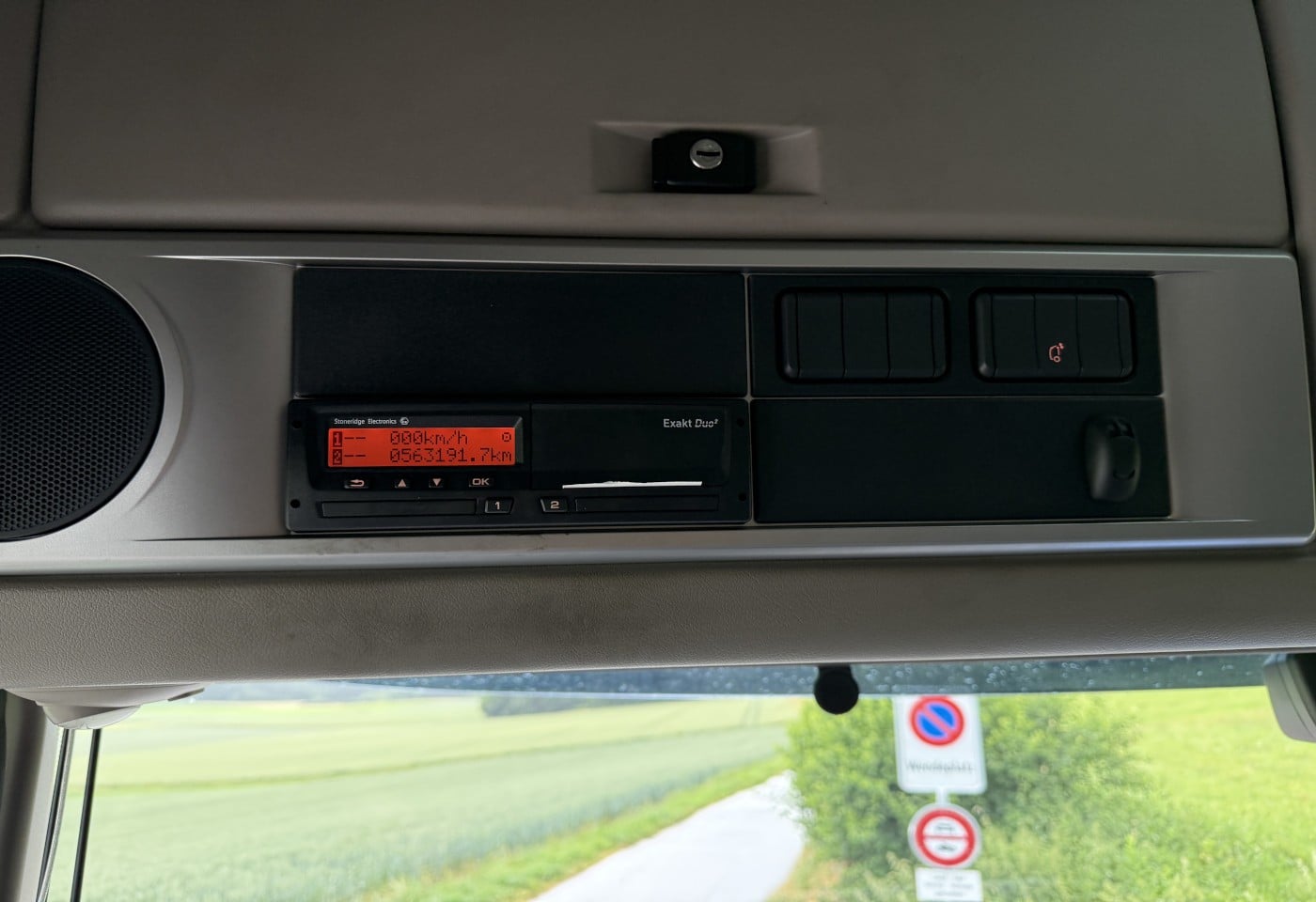 MOTO6625_3049598 vehicle image