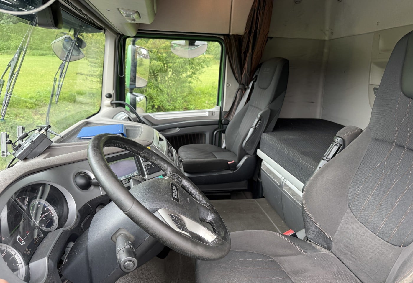 MOTO6625_3049598 vehicle image