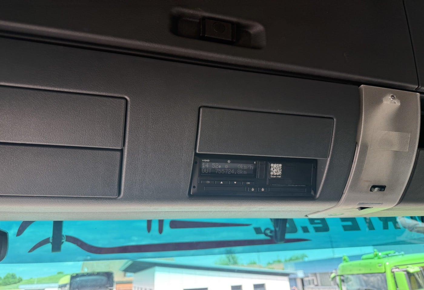 MOTO6625_3052067 vehicle image