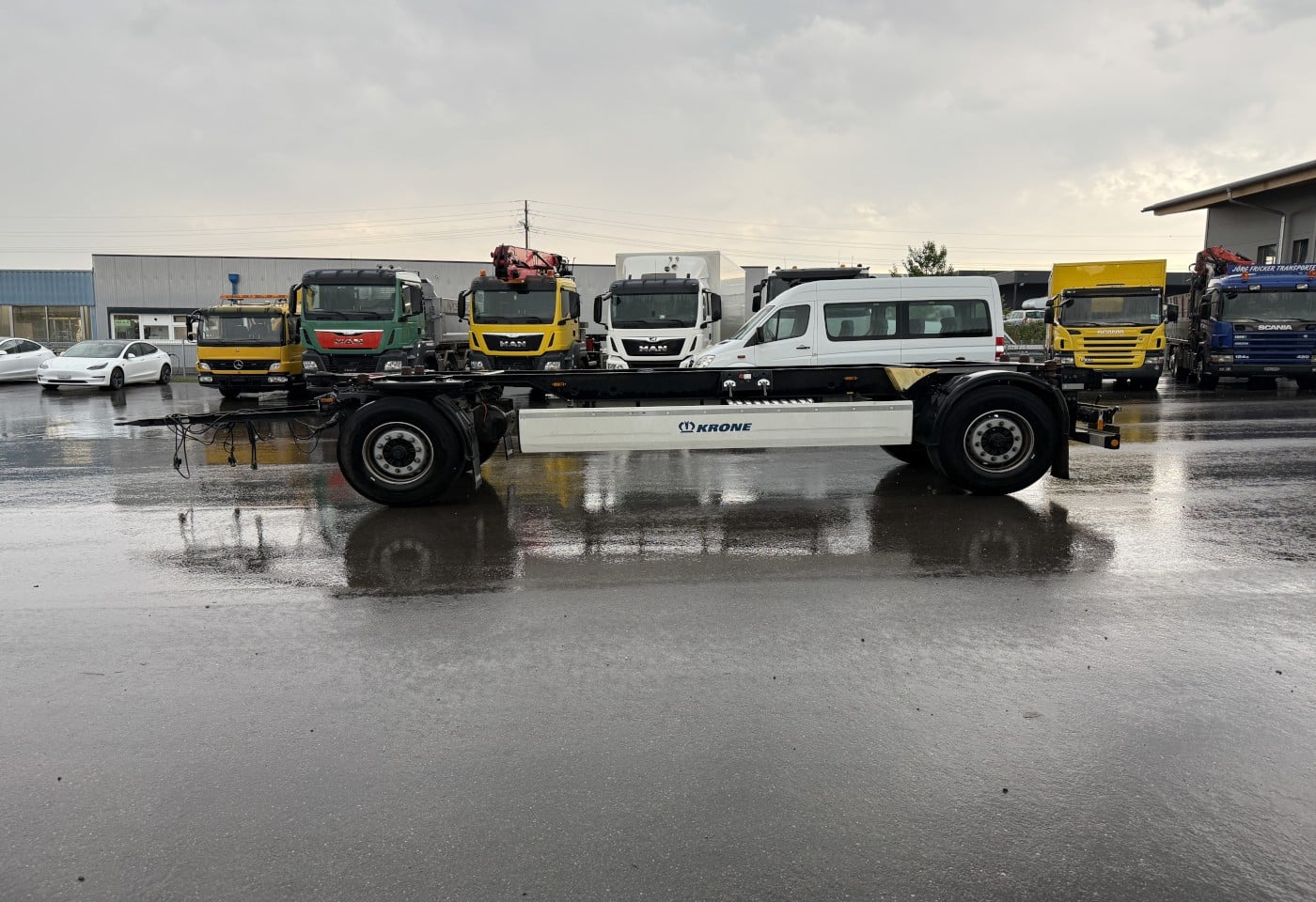 MOTO6625_3051154 vehicle image