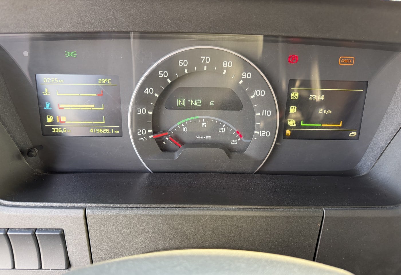MOTO6625_3049578 vehicle image