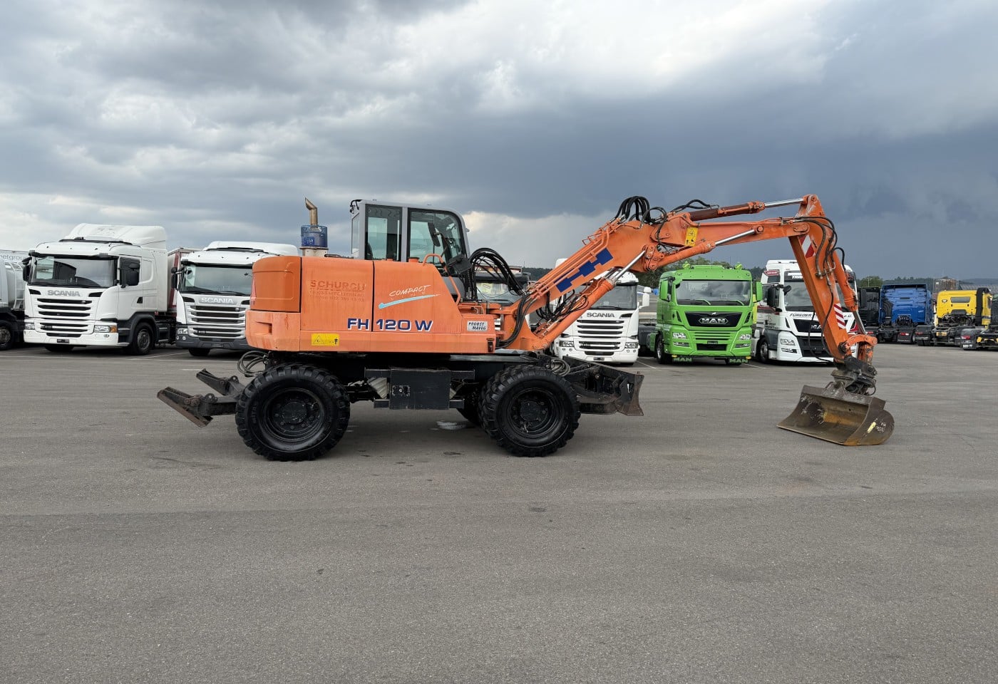 MOTO6625_3049942 vehicle image
