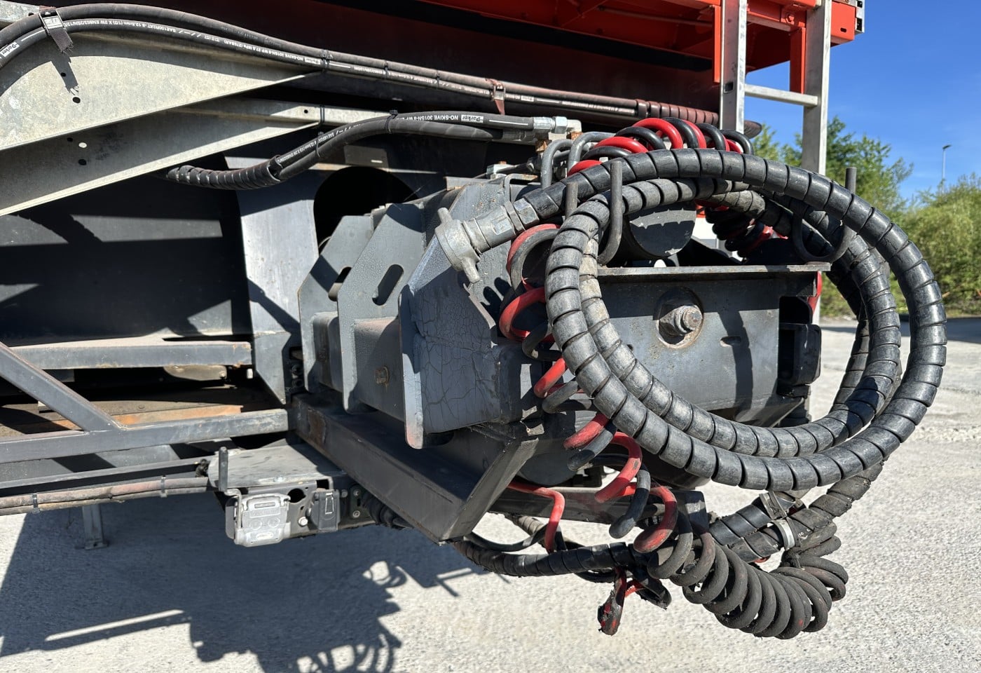 MOTO6625_3049577 vehicle image