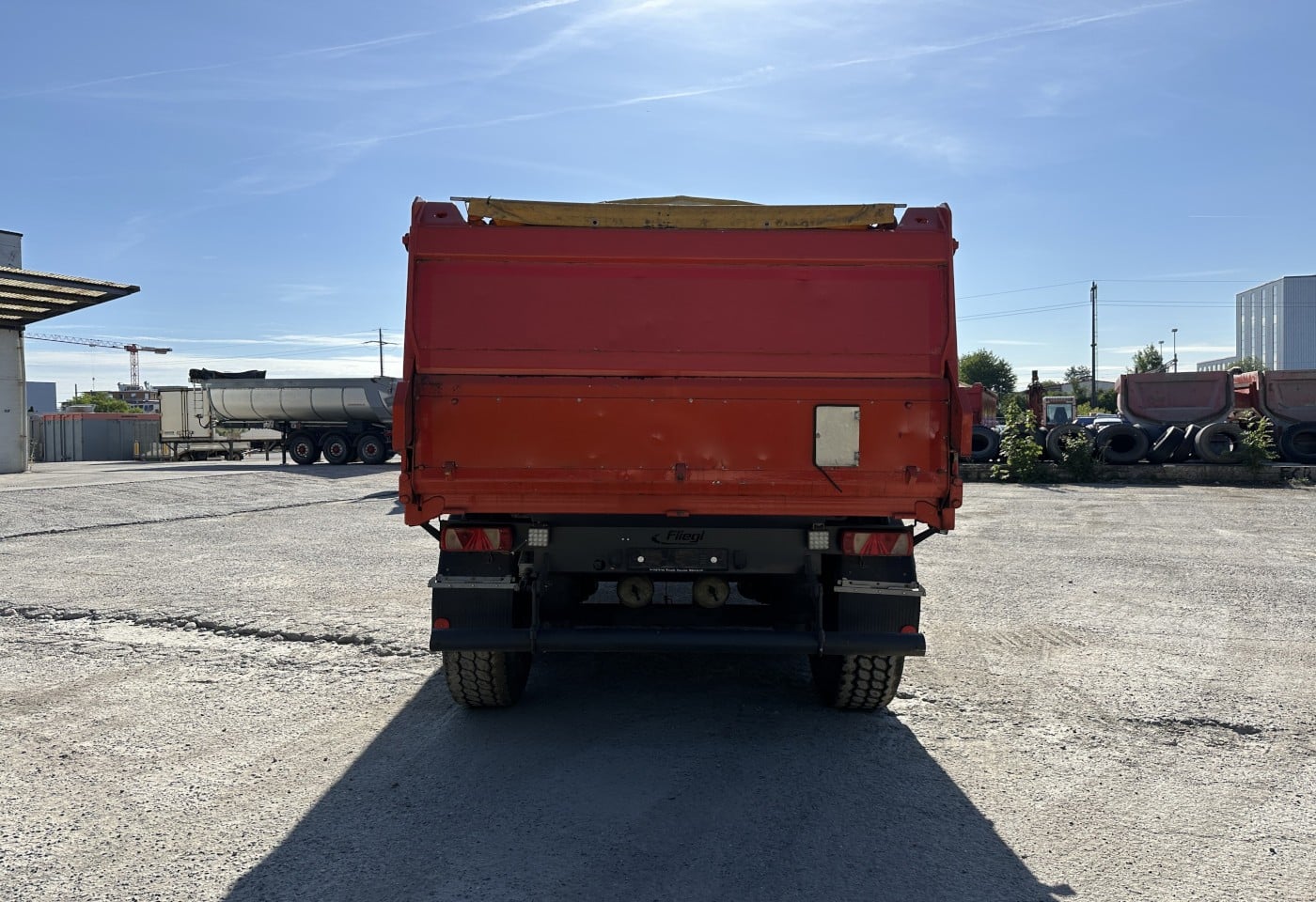 MOTO6625_3049577 vehicle image