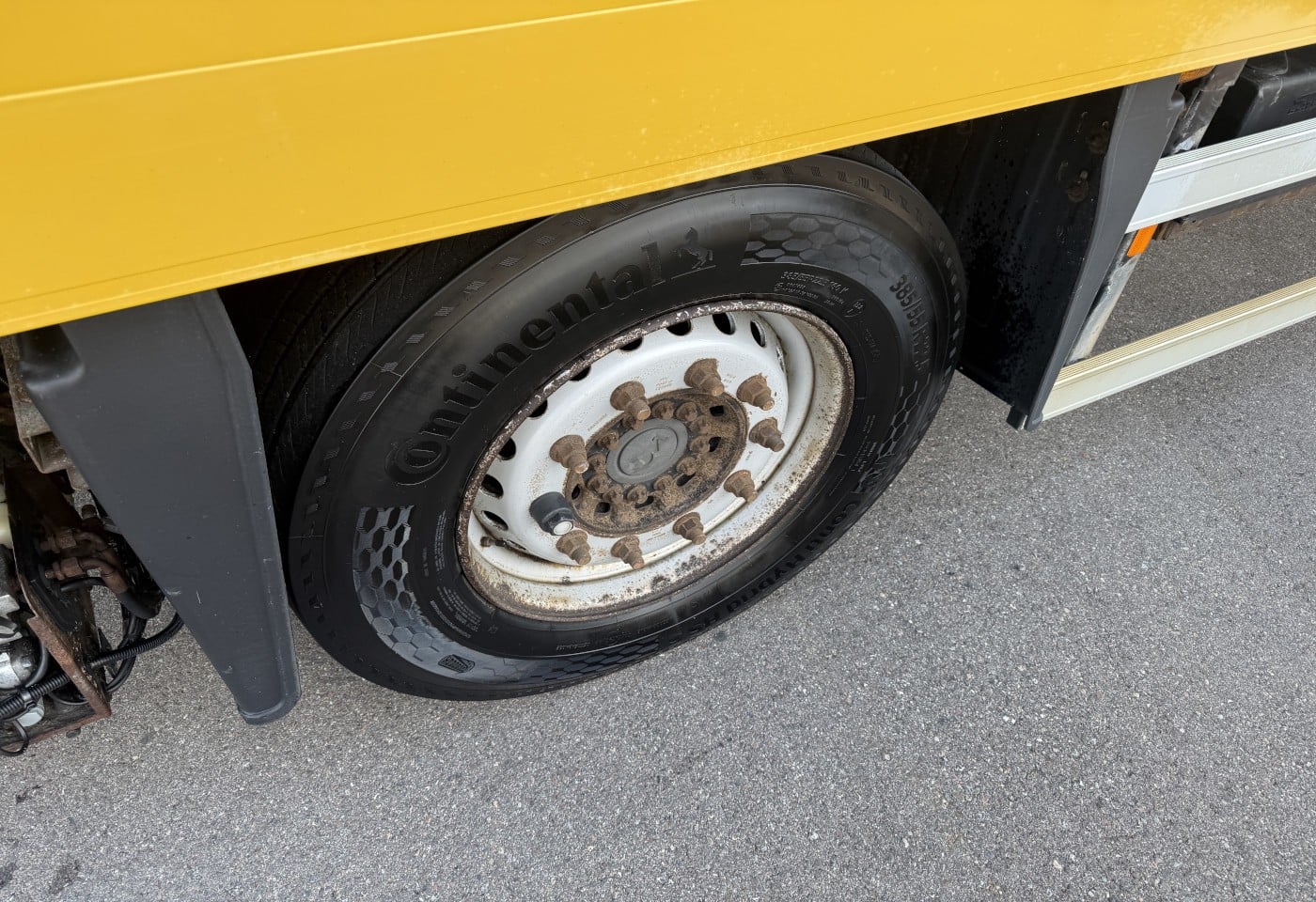 MOTO6625_3052806 vehicle image