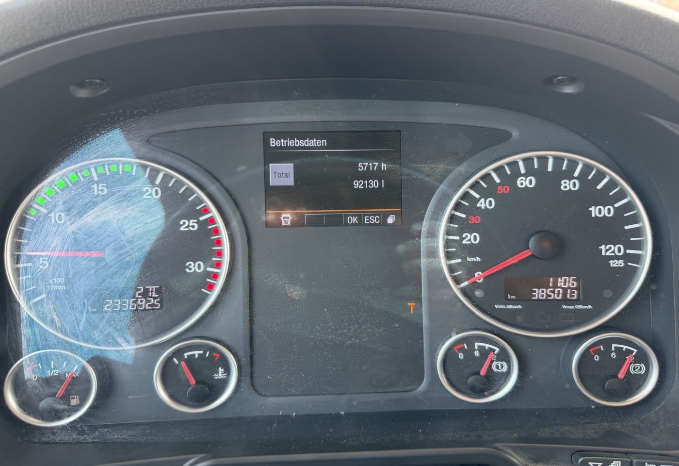 MOTO6625_3049557 vehicle image