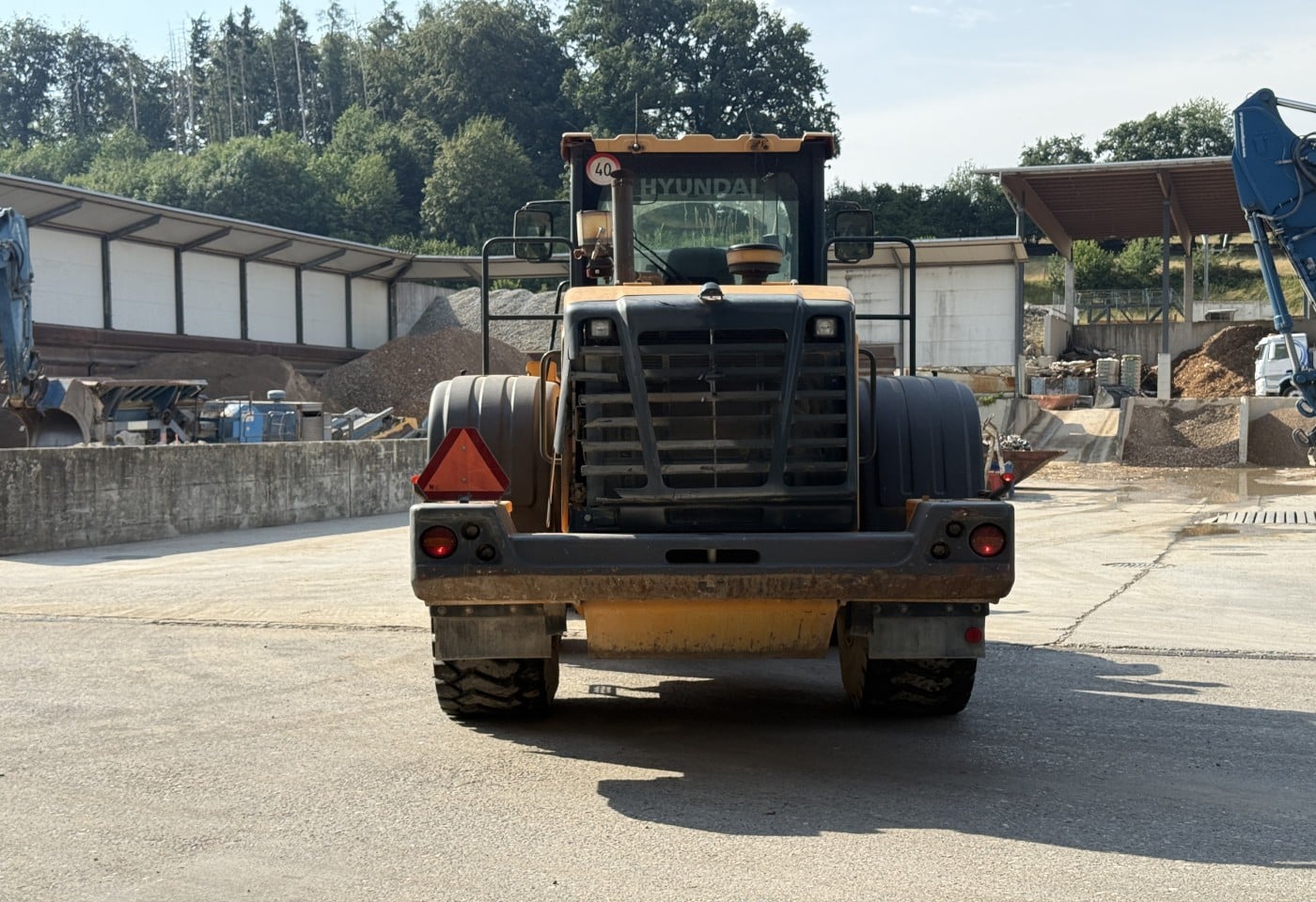 MOTO6625_3049562 vehicle image