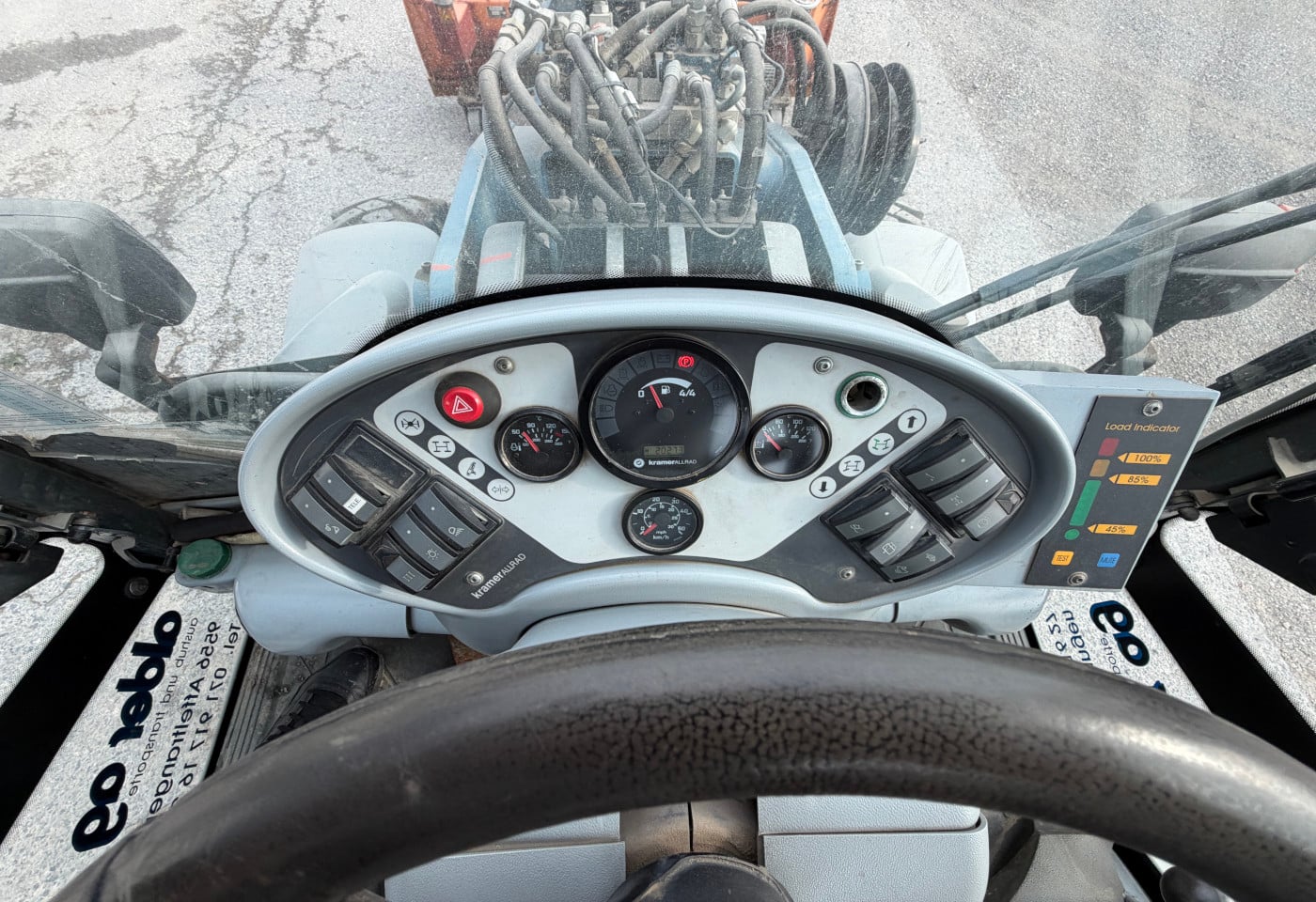 MOTO6625_3056549 vehicle image