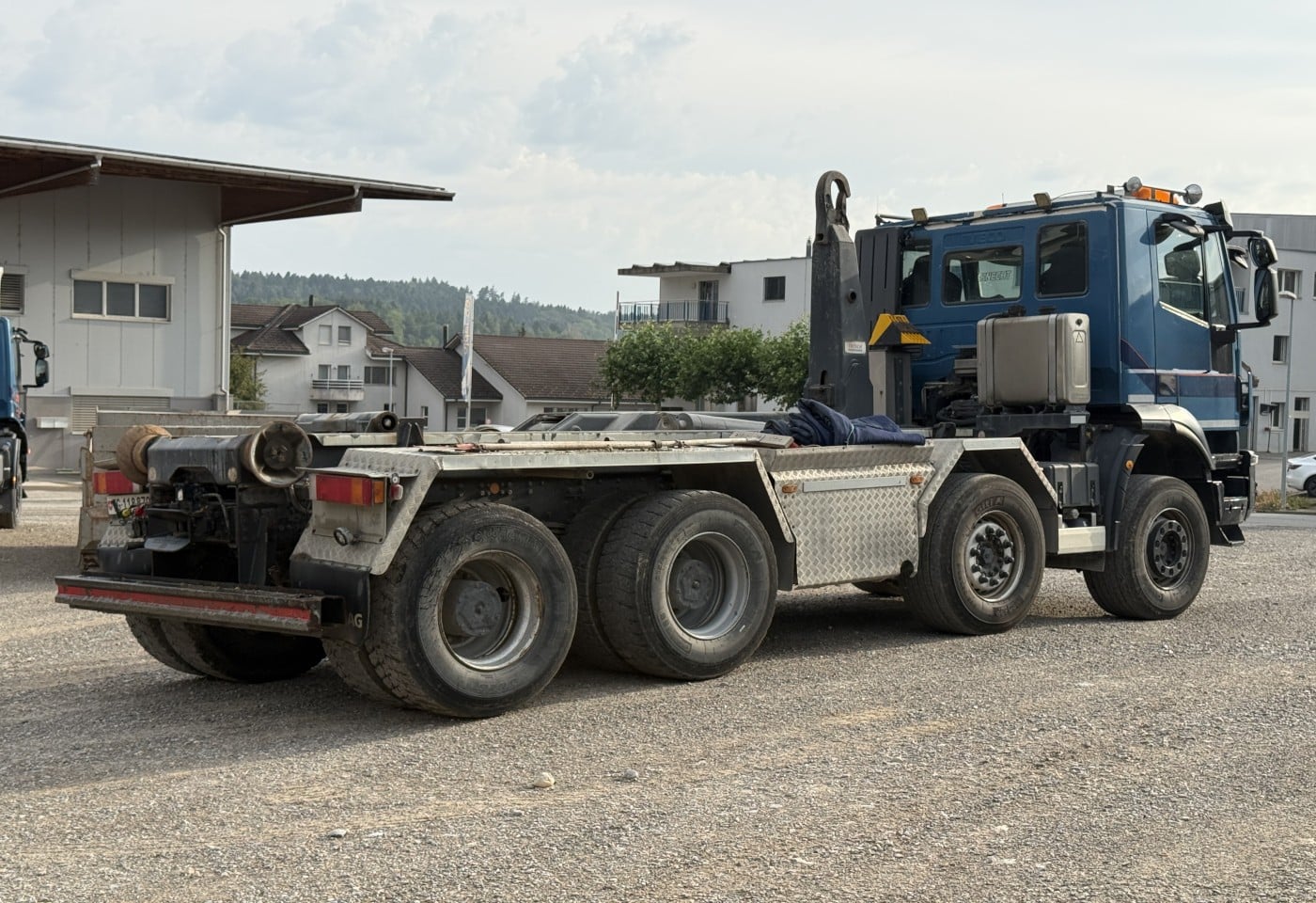 MOTO6625_3051140 vehicle image
