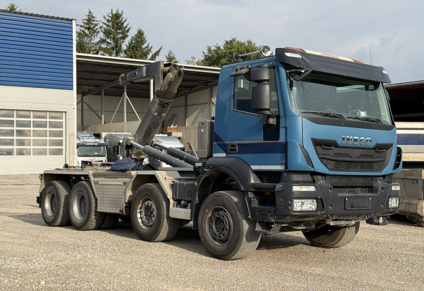 MOTO6625_3051140 vehicle image
