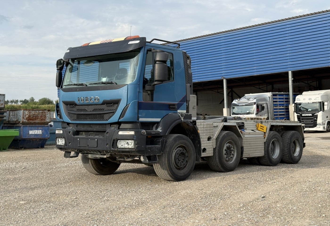 MOTO6625_3051140 vehicle image