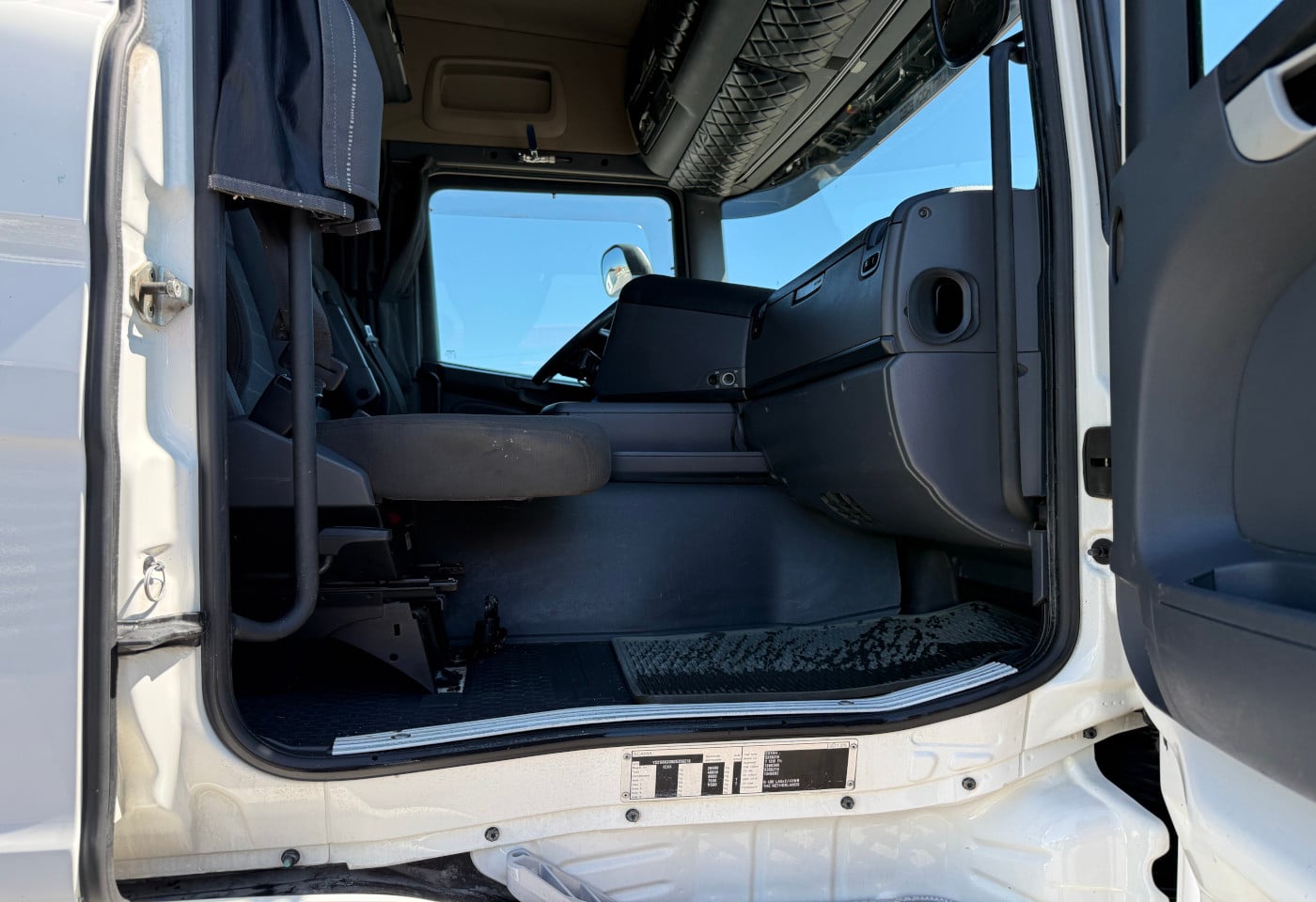 MOTO6625_3052032 vehicle image