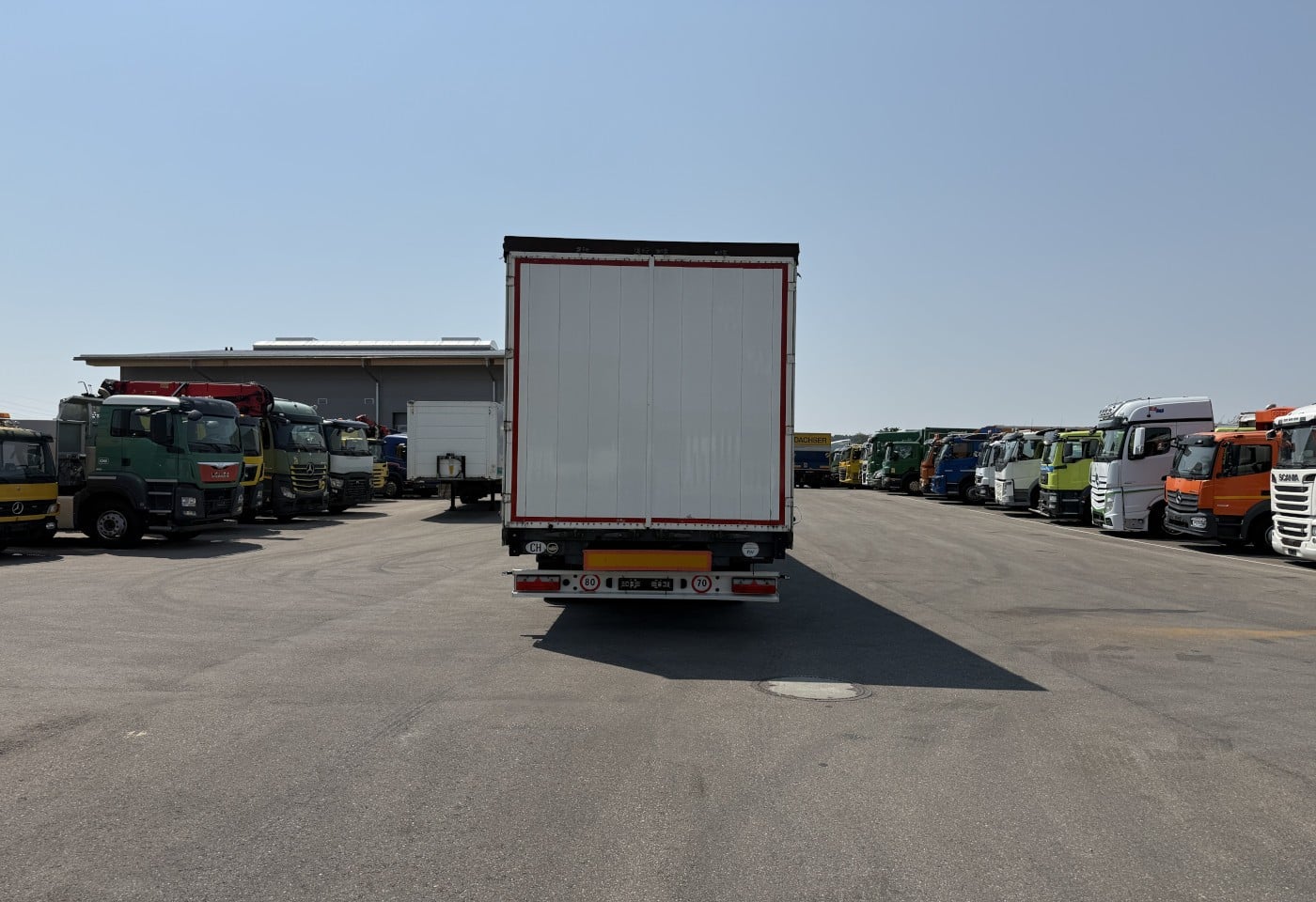 MOTO6625_3051655 vehicle image