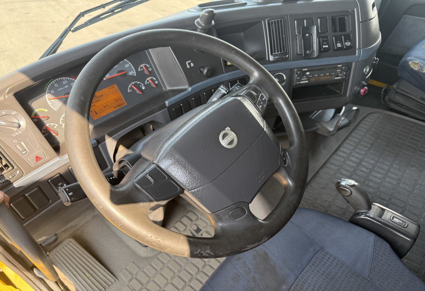 MOTO6625_3049546 vehicle image