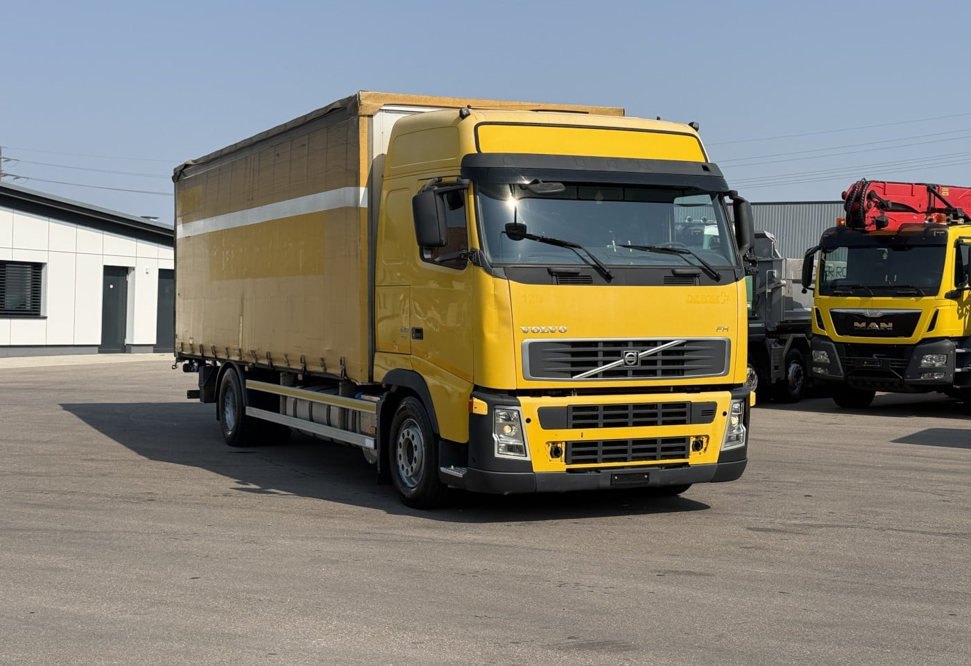 MOTO6625_3049546 vehicle image