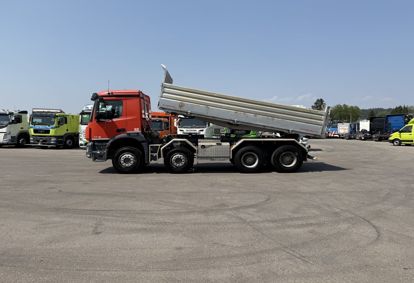 MOTO6625_3049547 vehicle image